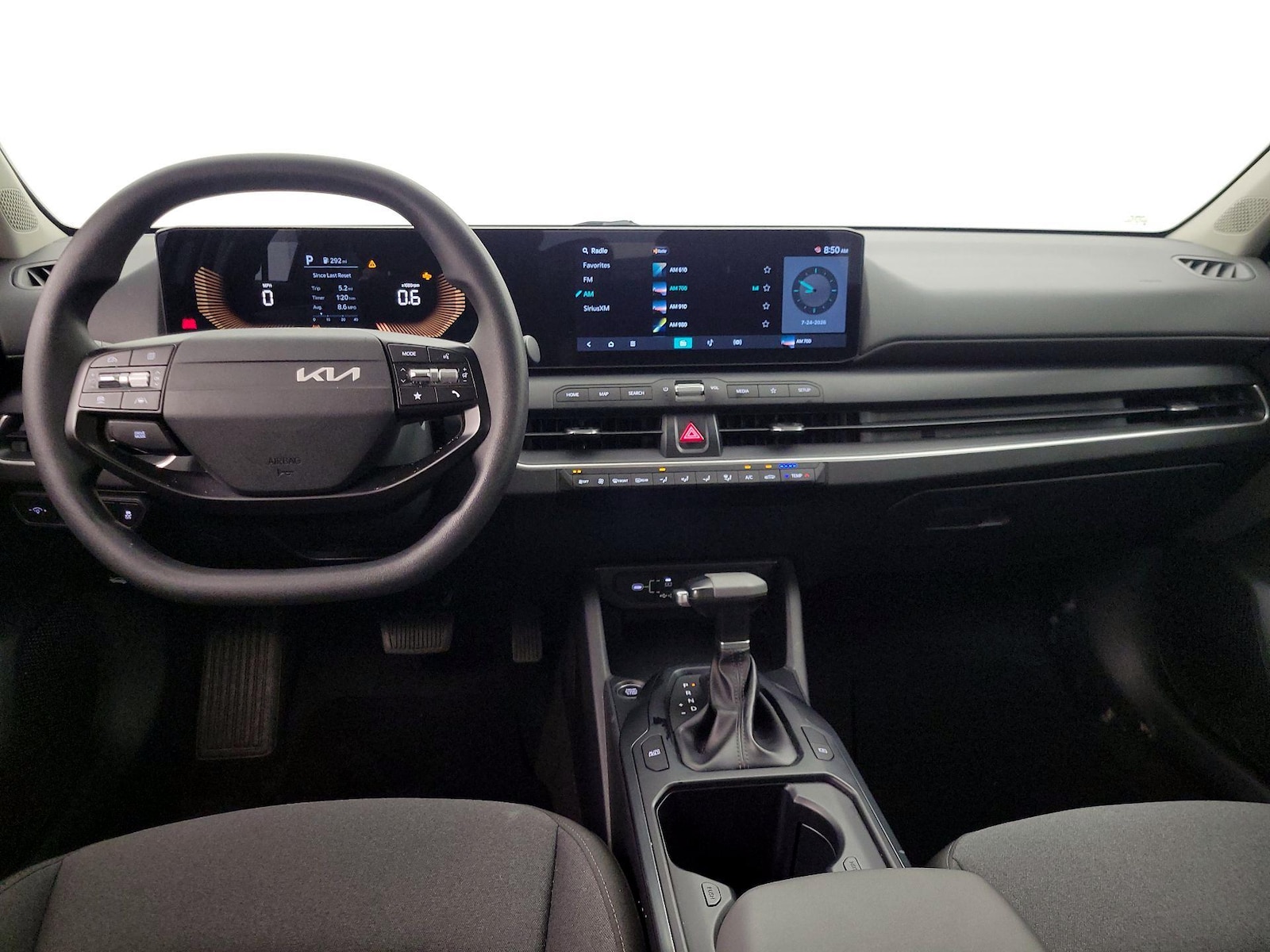 2025 Kia K4 LXS - Photo 10