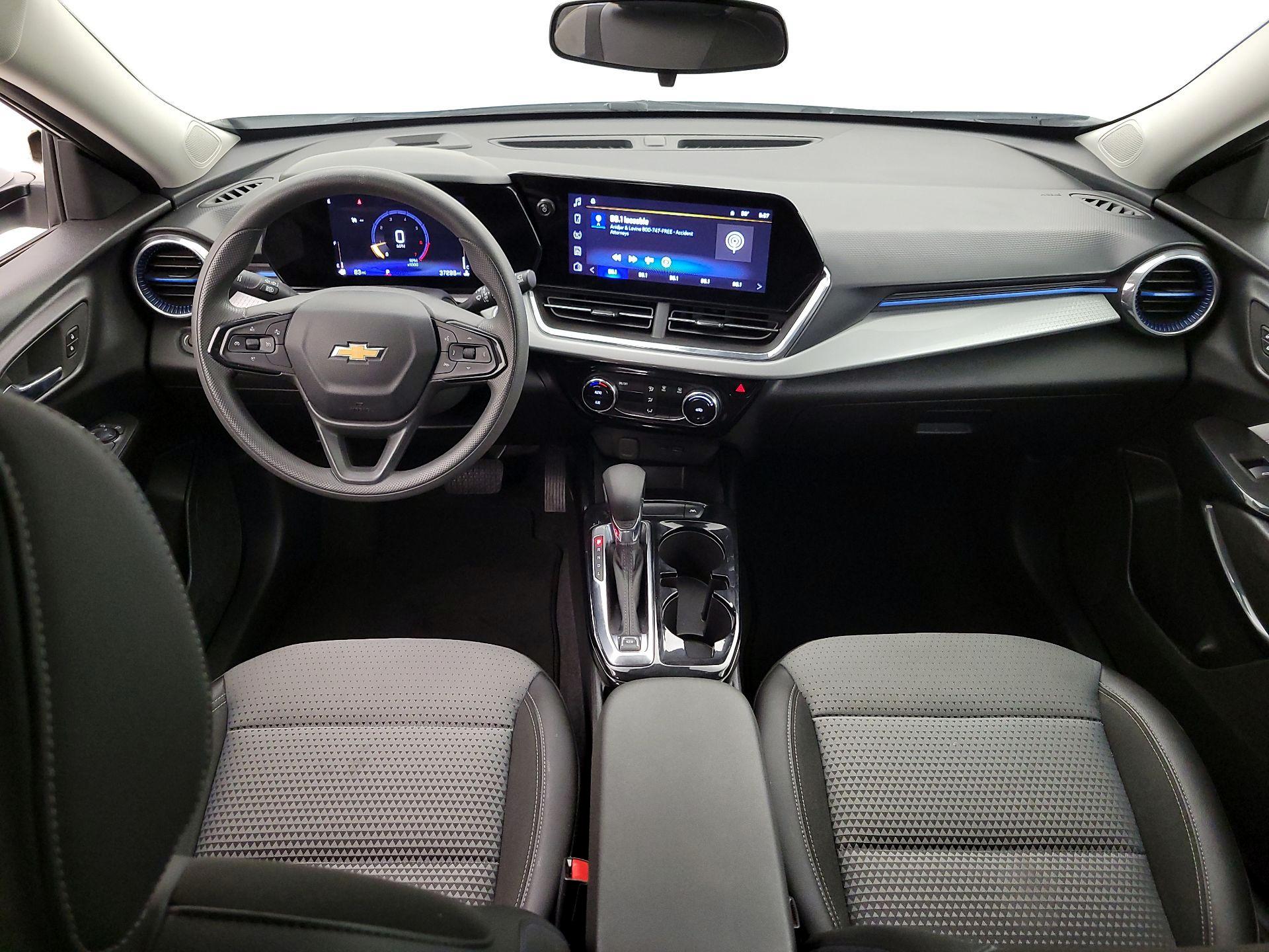 Thumbnail: 2025 Chevrolet Trax - 9