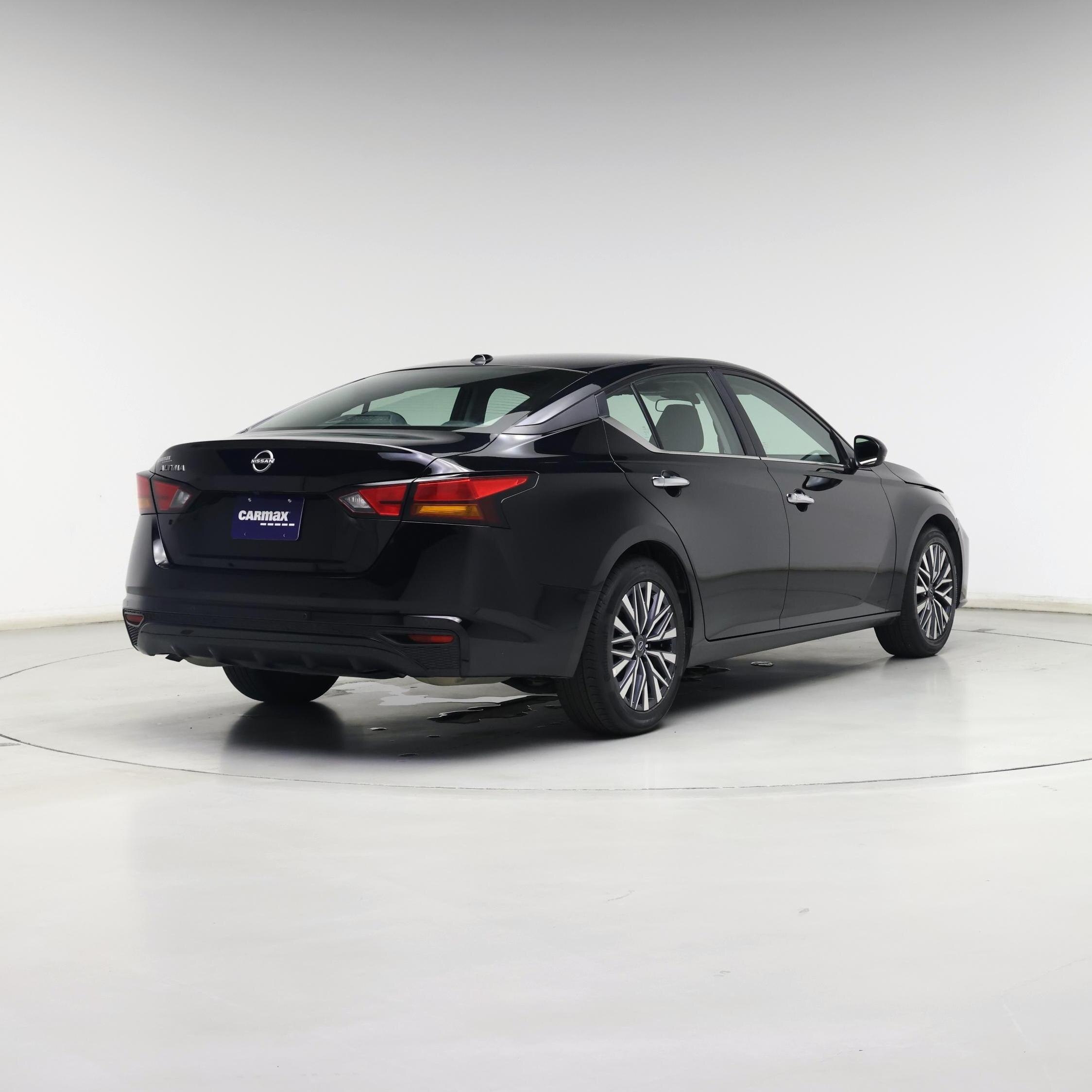 Thumbnail: 2025 Nissan Altima - 8