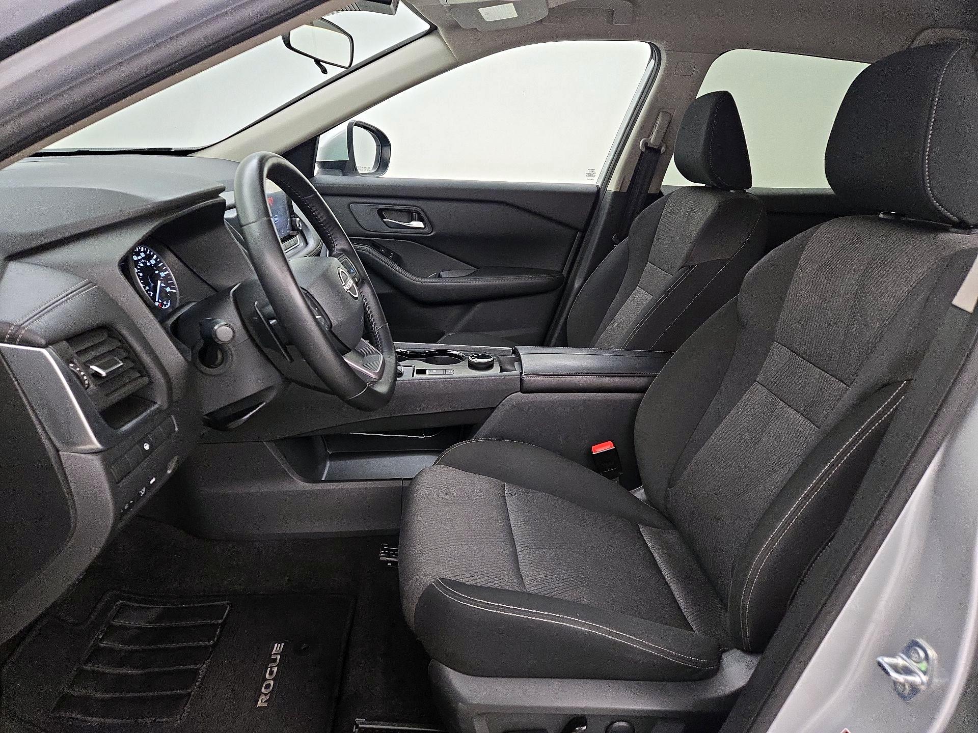 Thumbnail: 2025 Nissan Rogue - 11