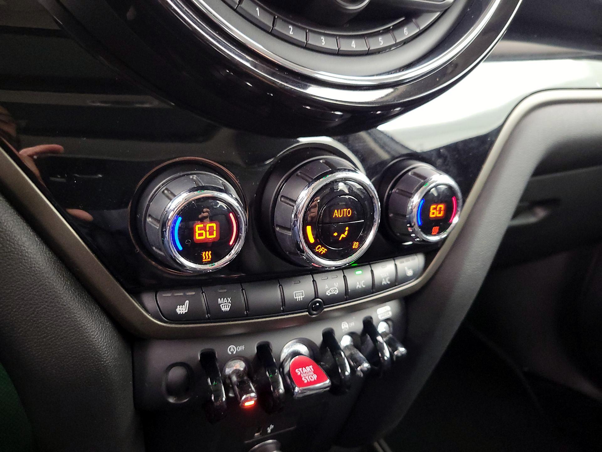 Thumbnail: 2019 MINI Cooper Countryman - 17