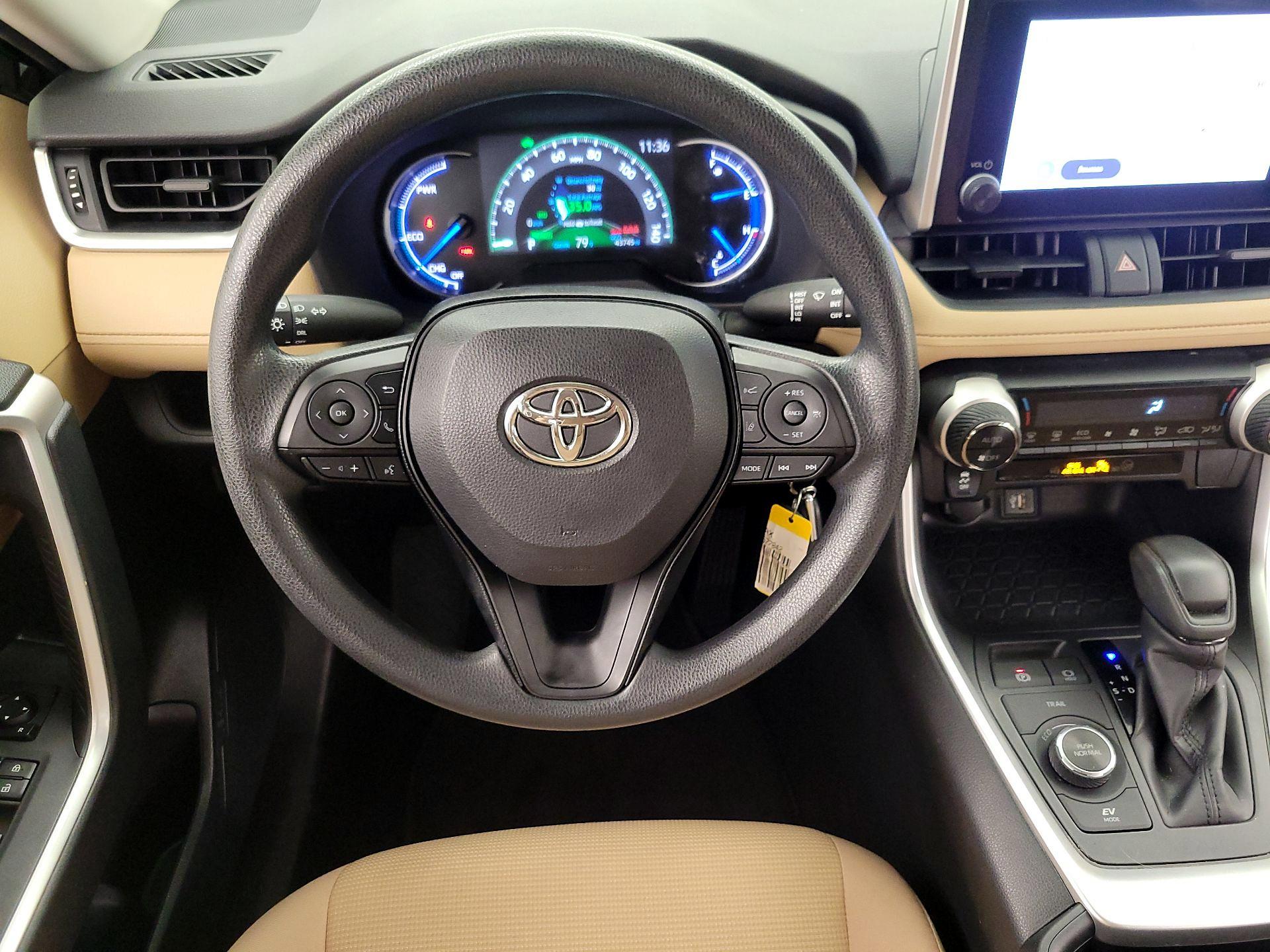 Thumbnail: 2023 Toyota RAV4 - 10