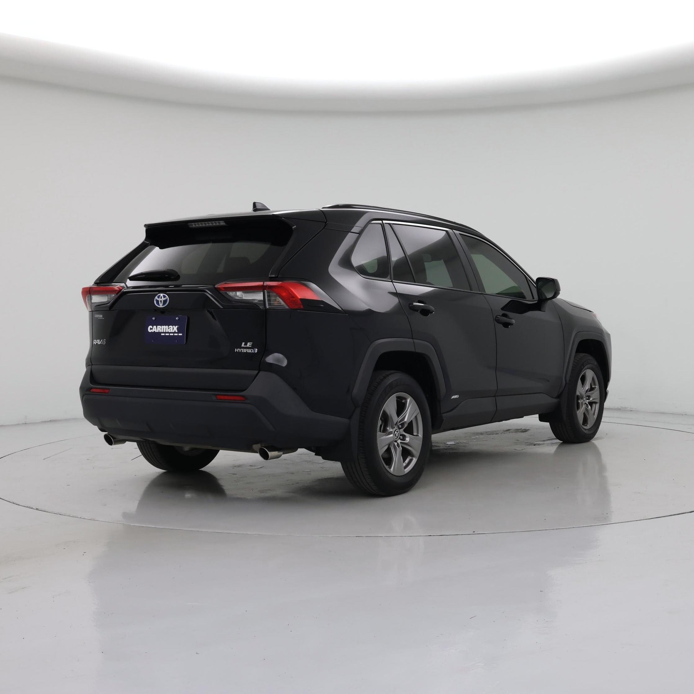 Thumbnail: 2023 Toyota RAV4 - 8