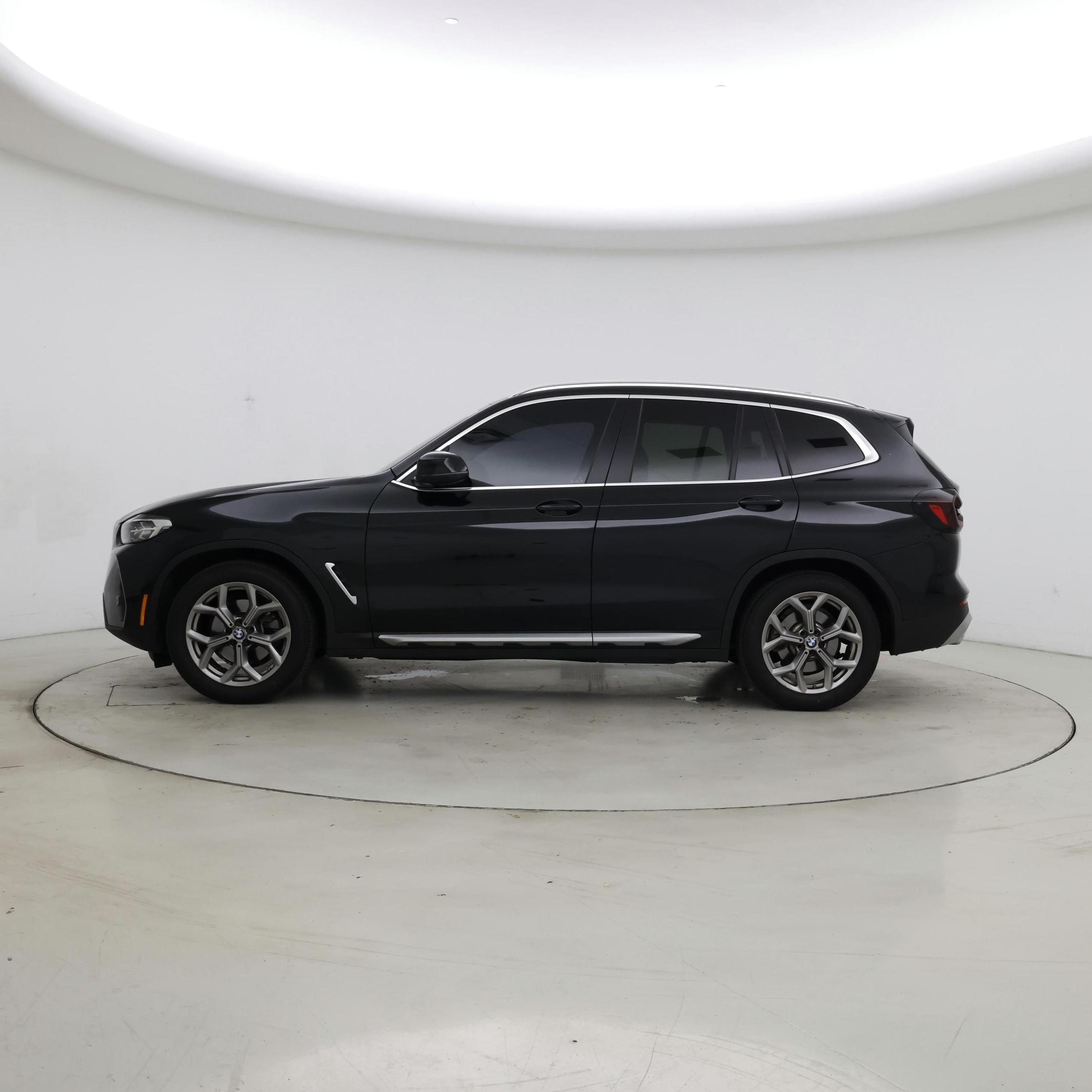 Thumbnail: 2022 BMW X3 - 3
