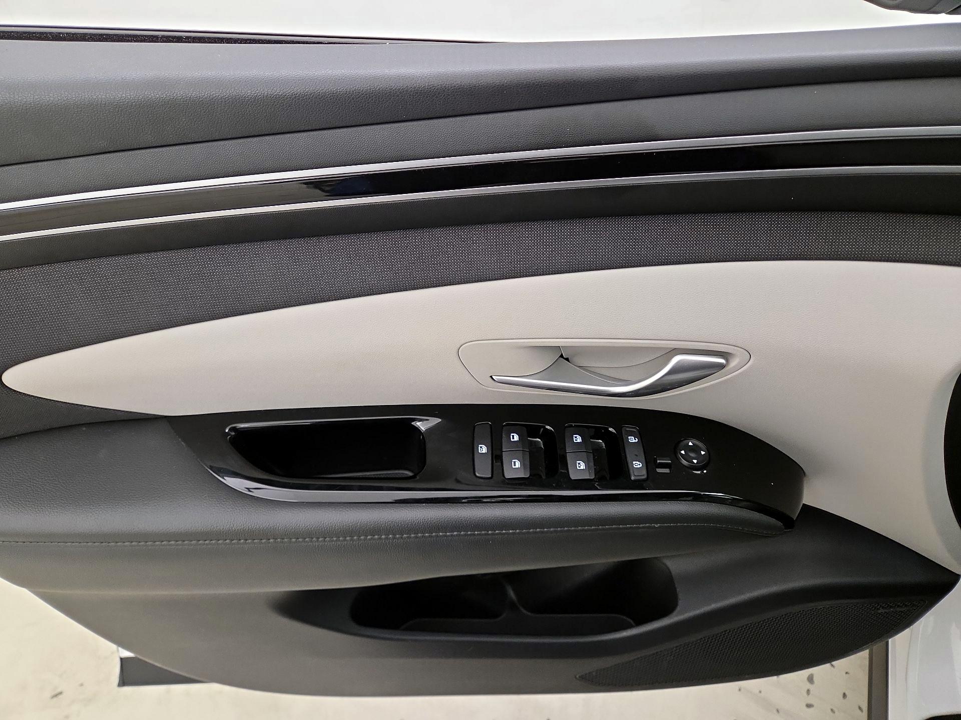 Thumbnail: 2022 Hyundai Tucson - 12