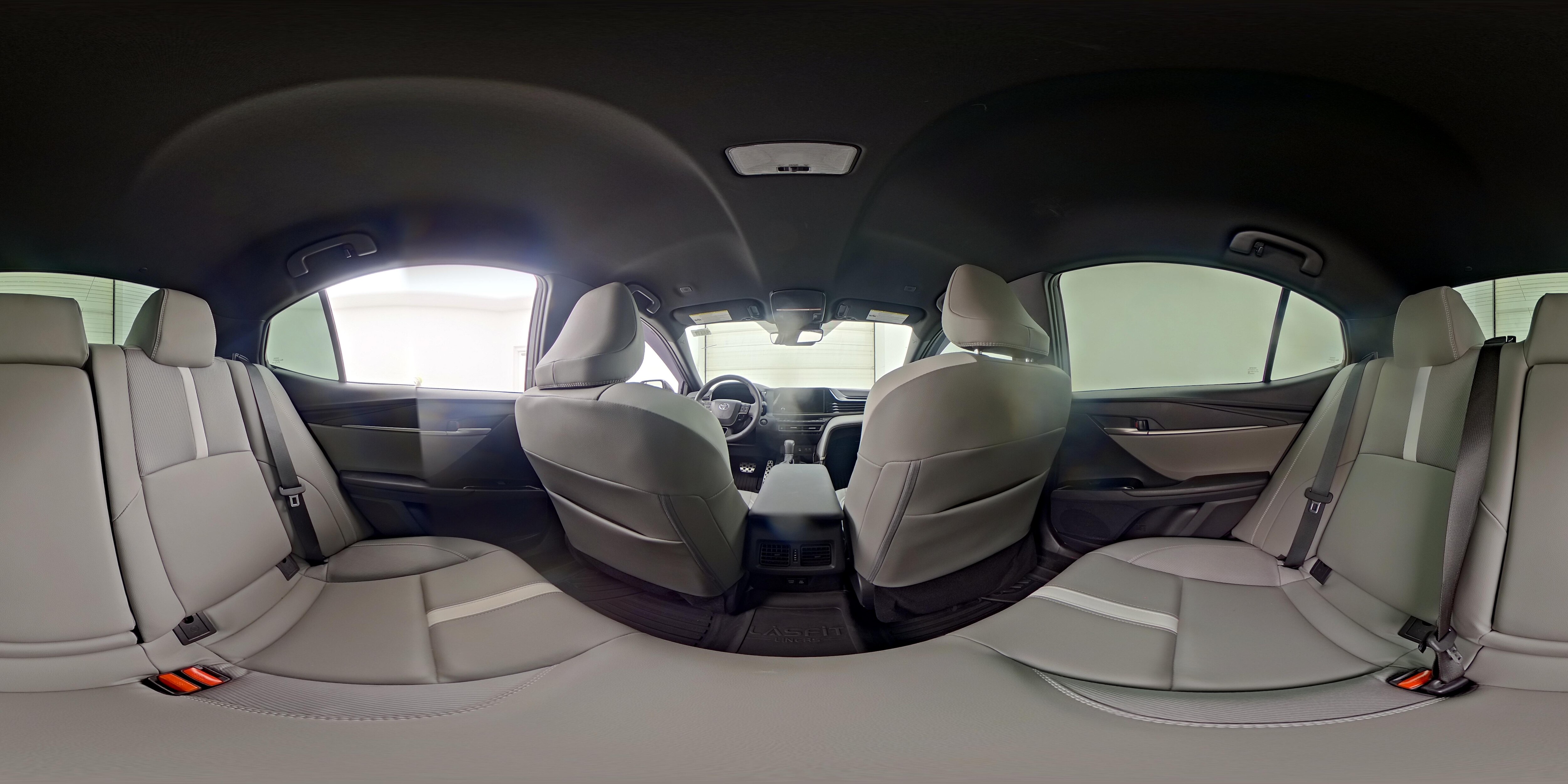 2026 Toyota Camry SE - Photo 26