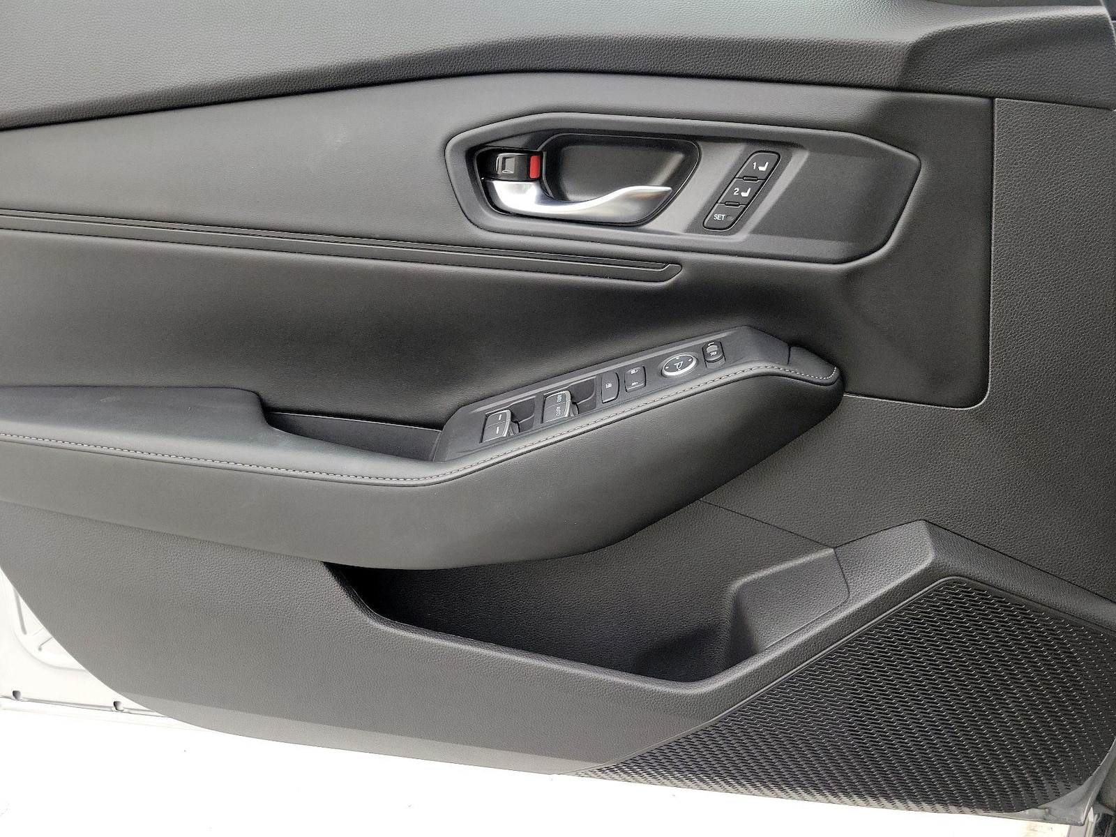 2024 Honda Accord Hybrid Sport-L - Photo 13