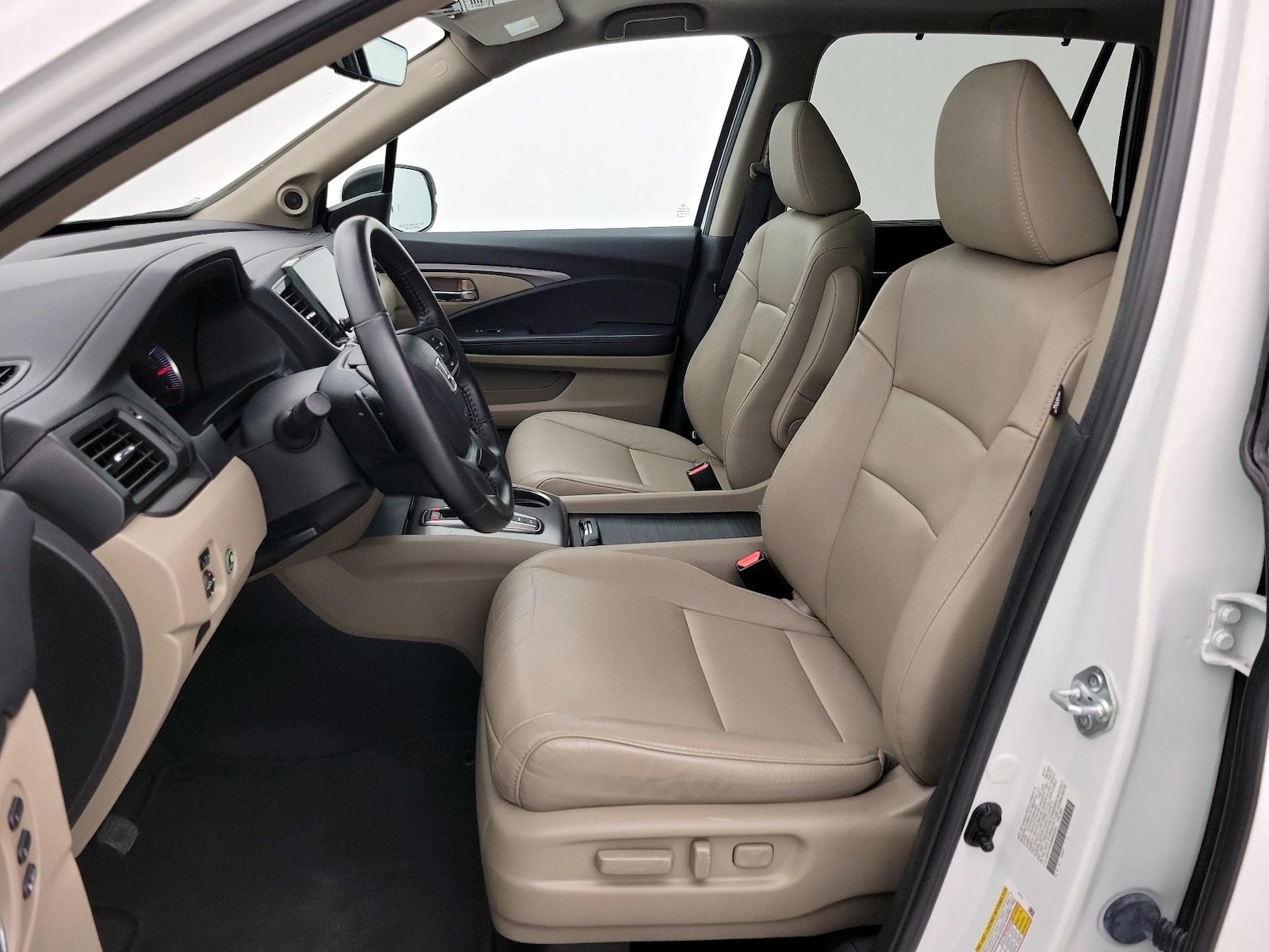 2021 Honda Pilot EX-L - Photo 12