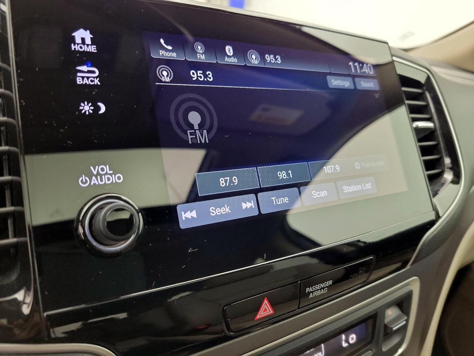 2021 Honda Pilot EX-L - Photo 16
