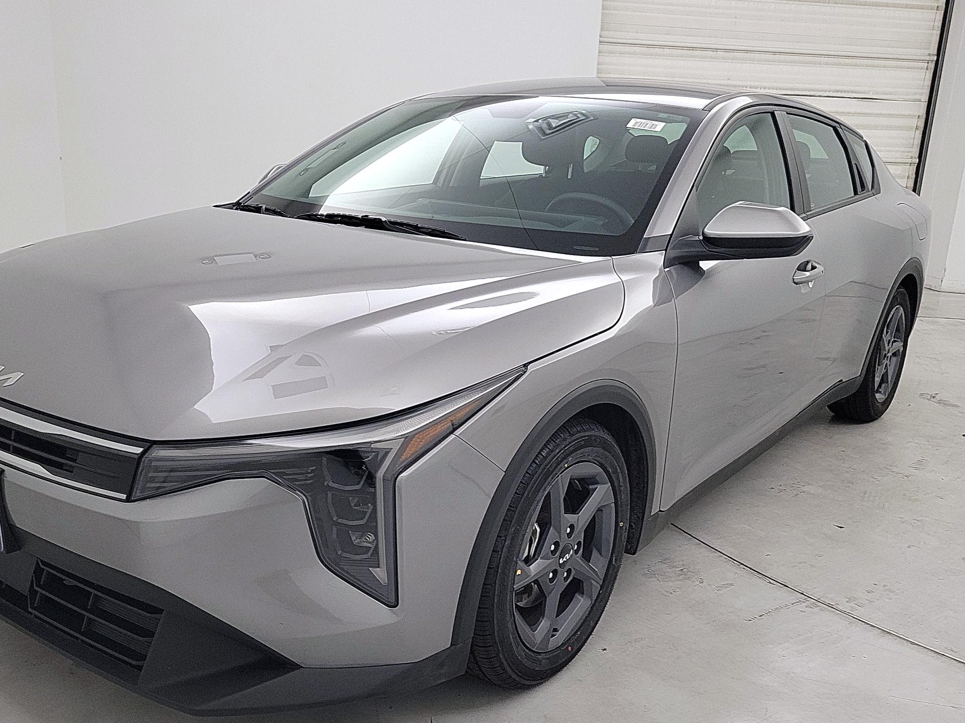 Thumbnail: 2025 Kia K4 - 3