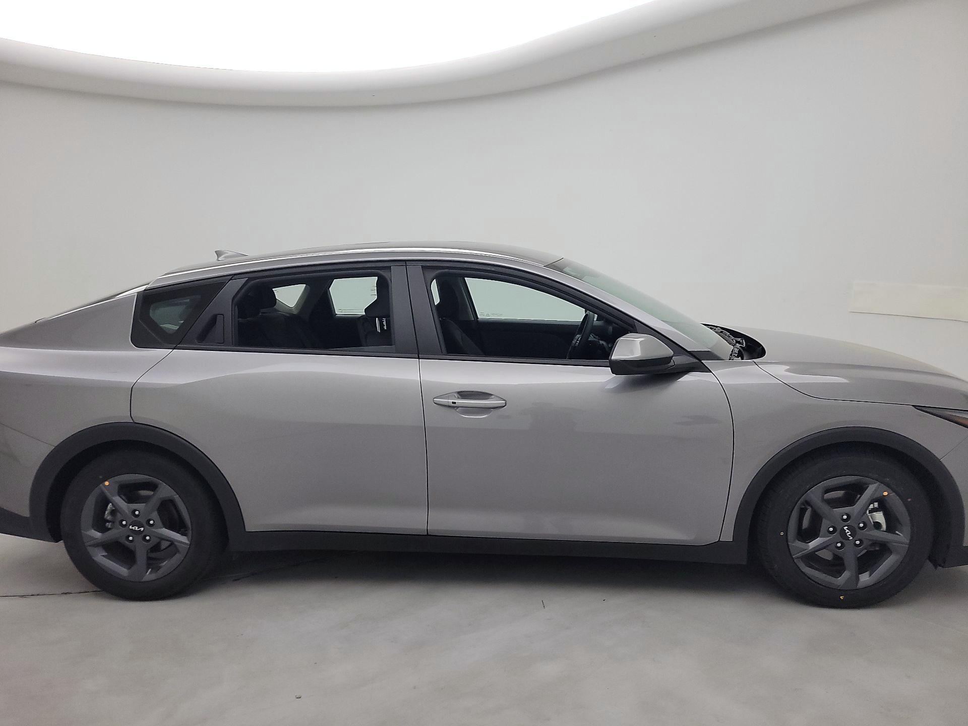 Thumbnail: 2025 Kia K4 - 4
