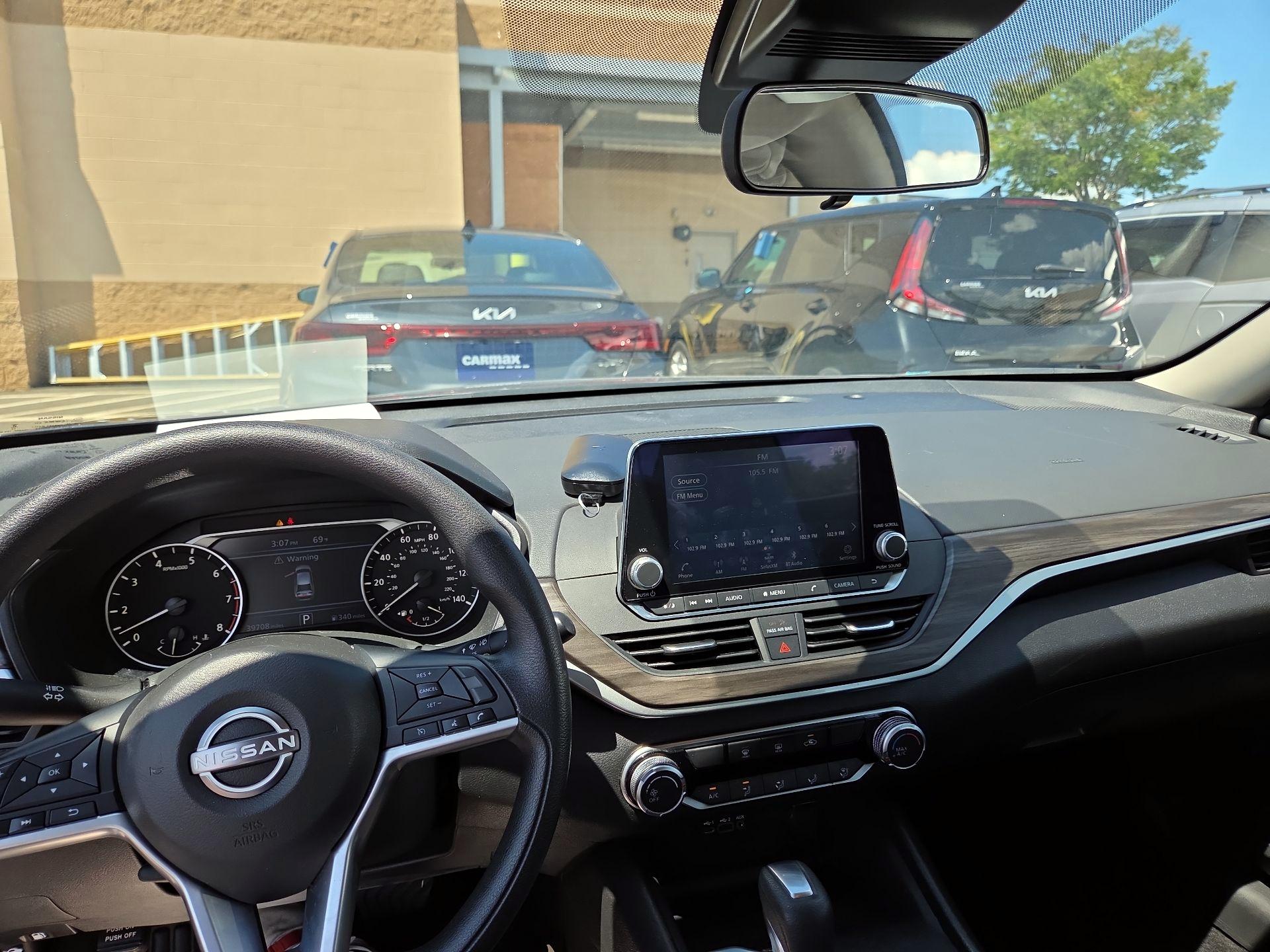 Thumbnail: 2025 Nissan Altima - 9
