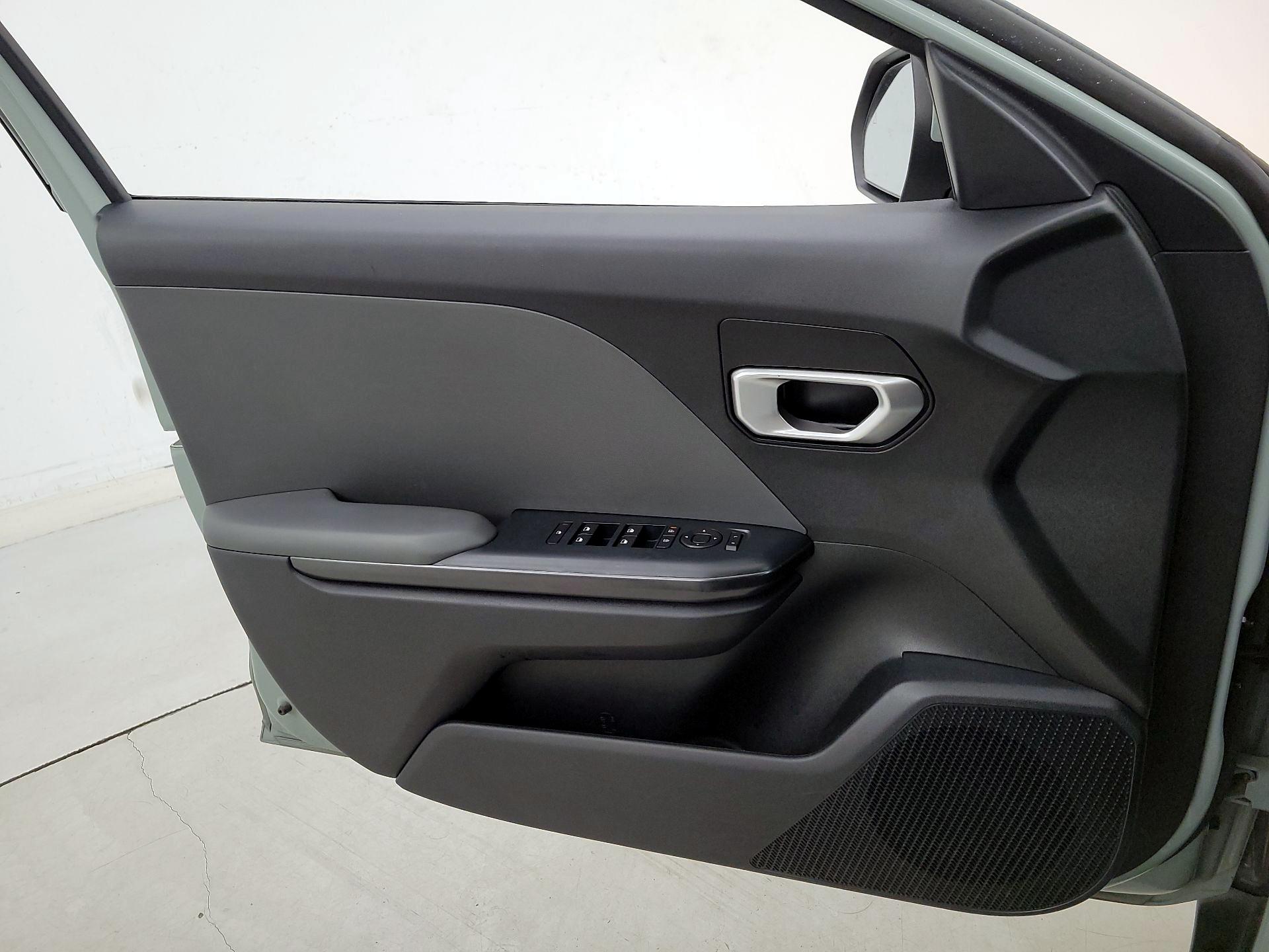Thumbnail: 2025 Kia K4 - 12