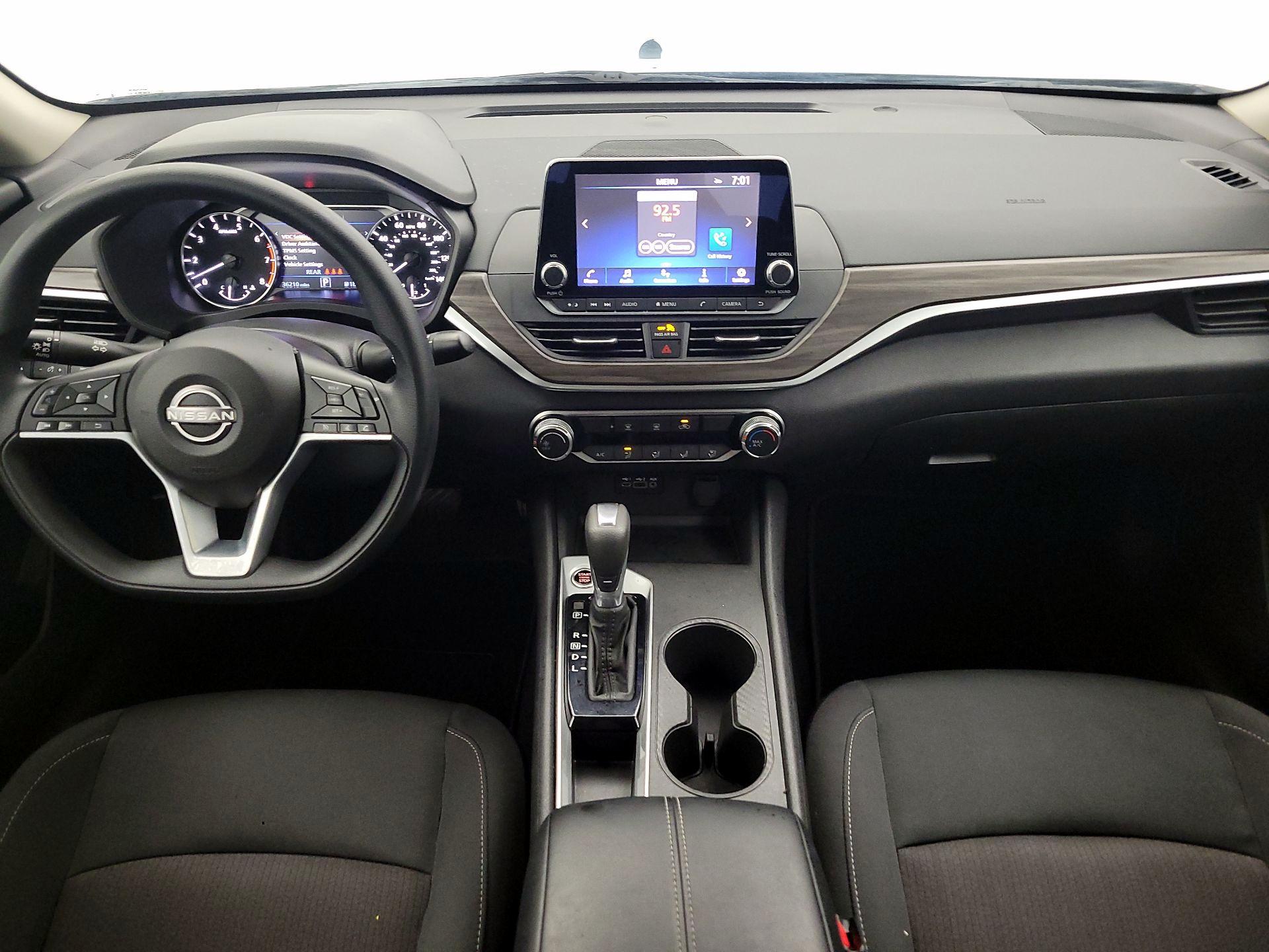 Thumbnail: 2025 Nissan Altima - 9