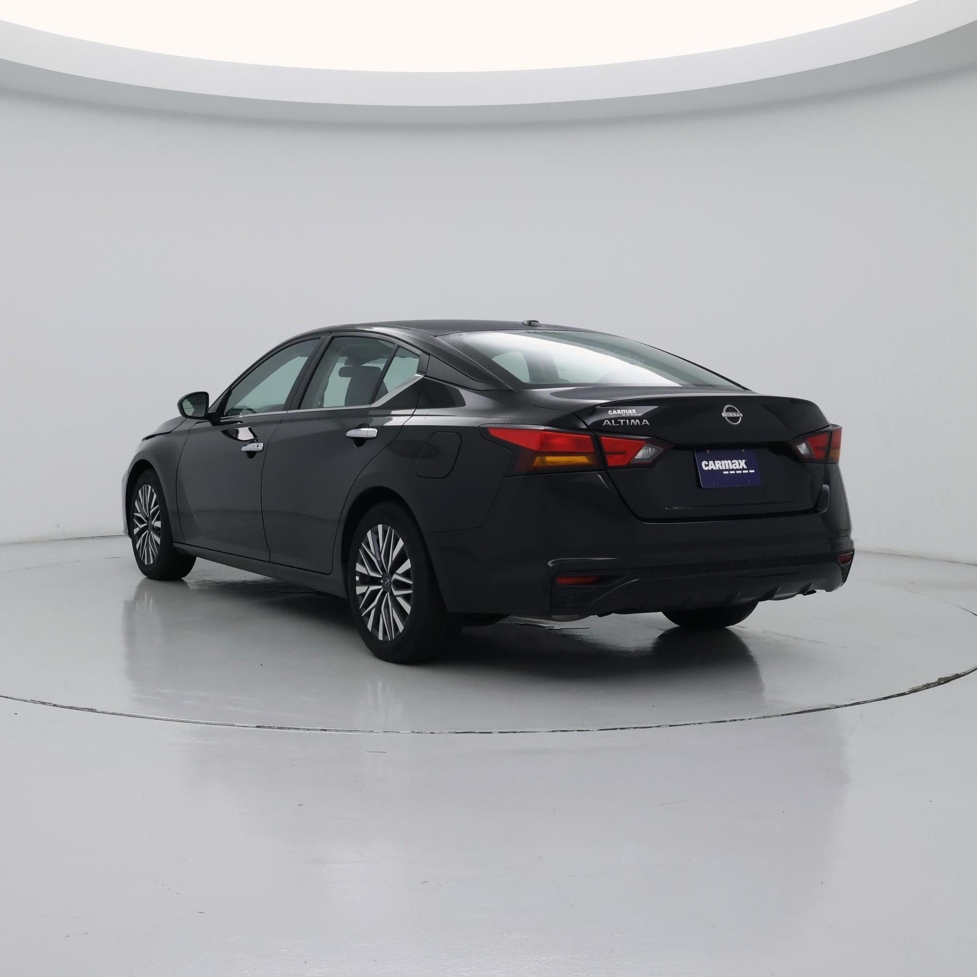 Thumbnail: 2025 Nissan Altima - 2