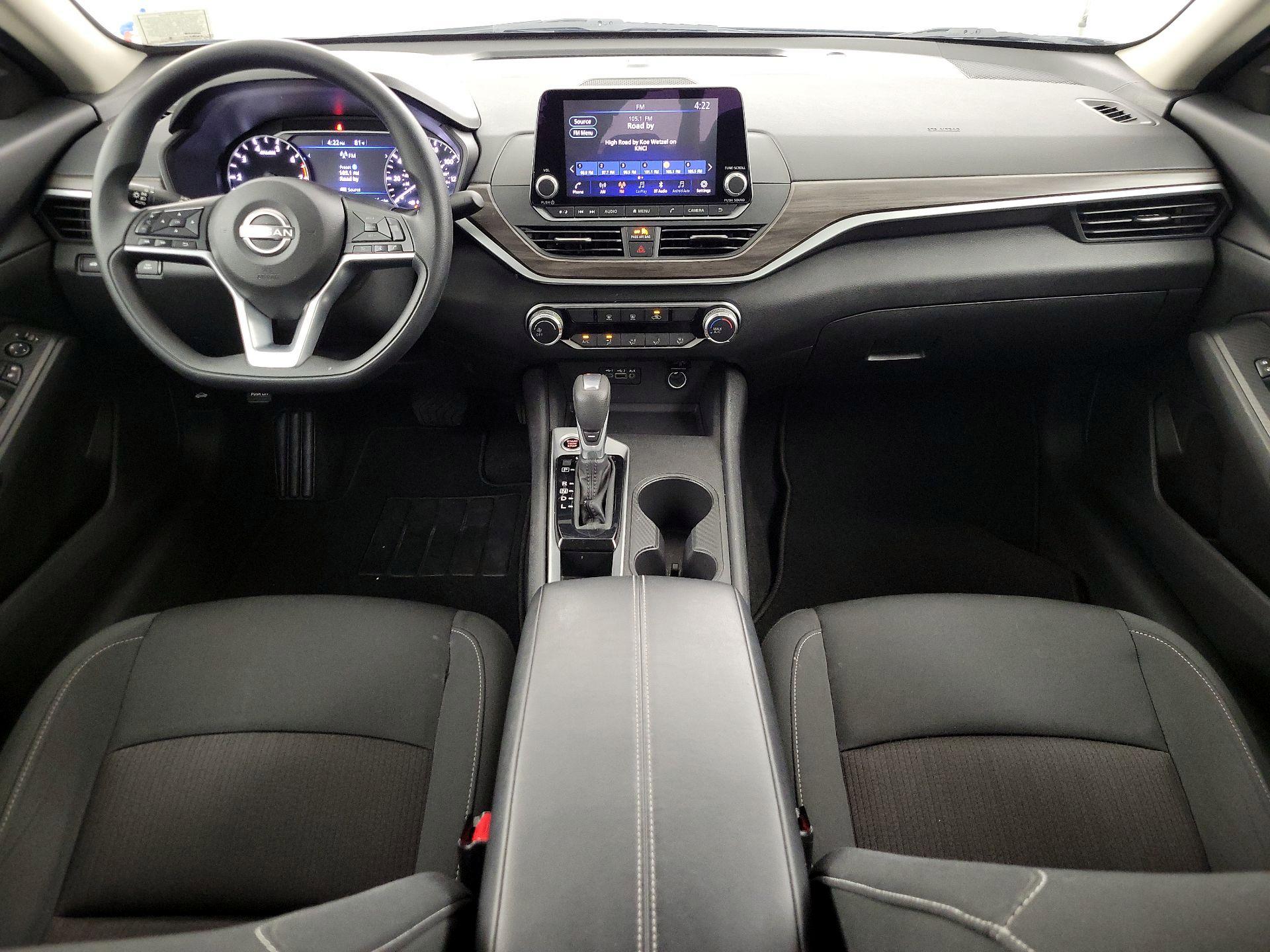 Thumbnail: 2025 Nissan Altima - 9