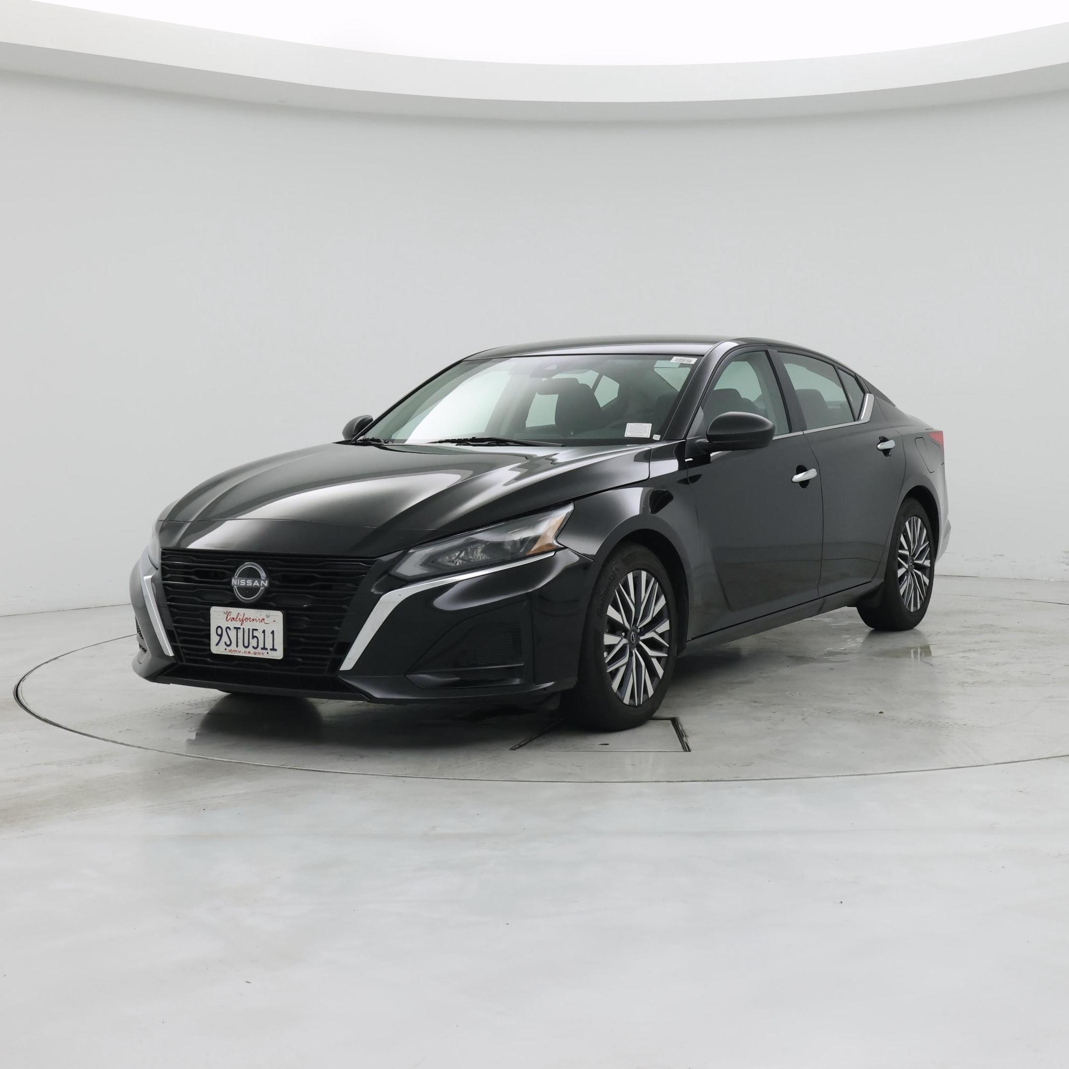 Thumbnail: 2025 Nissan Altima - 4