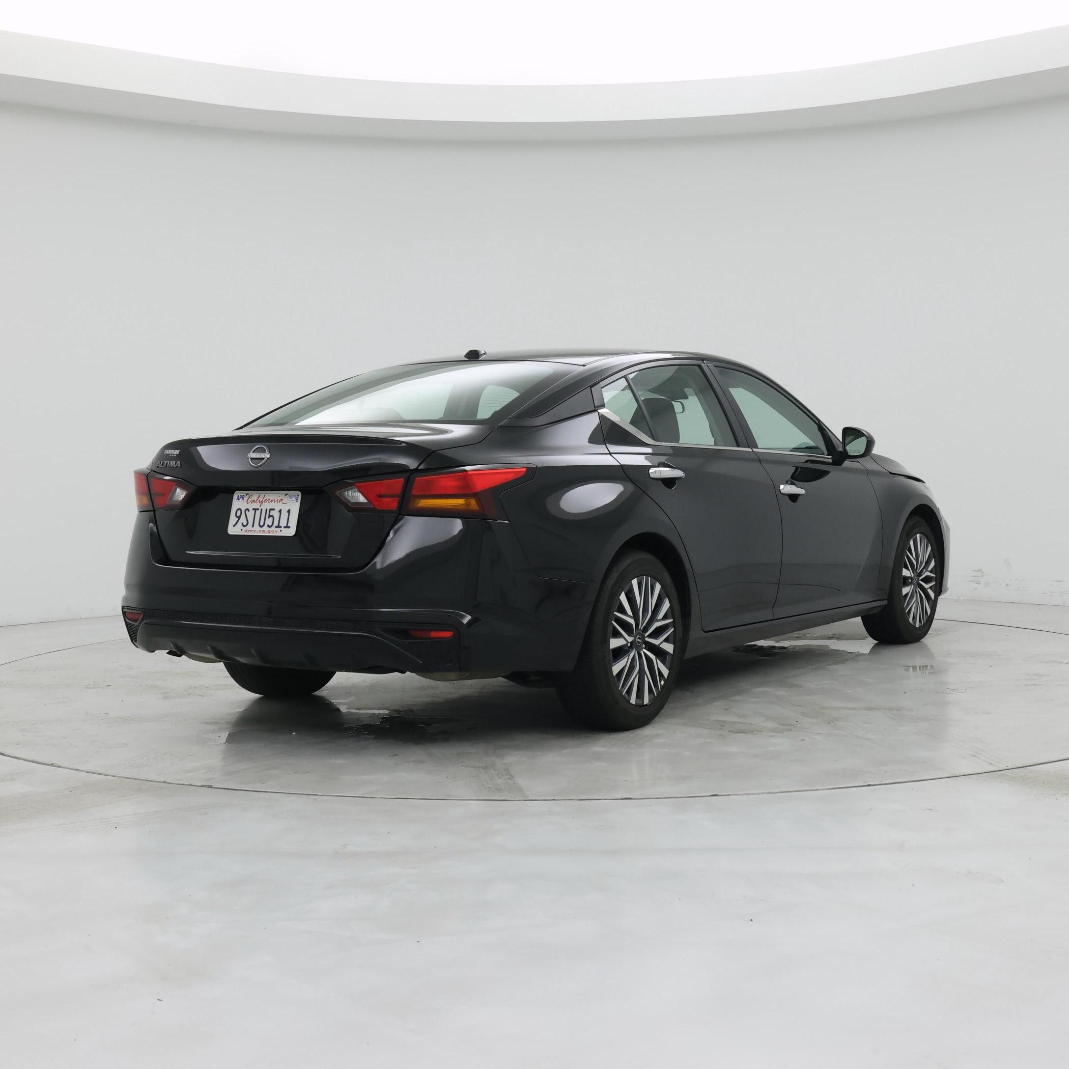 Thumbnail: 2025 Nissan Altima - 8