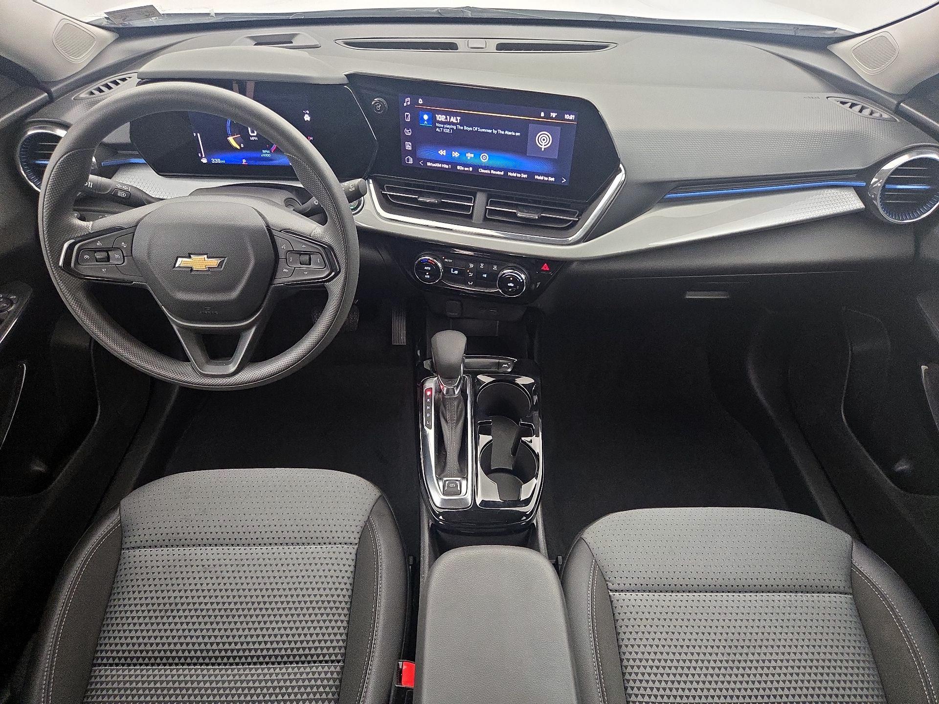 Thumbnail: 2025 Chevrolet Trax - 9