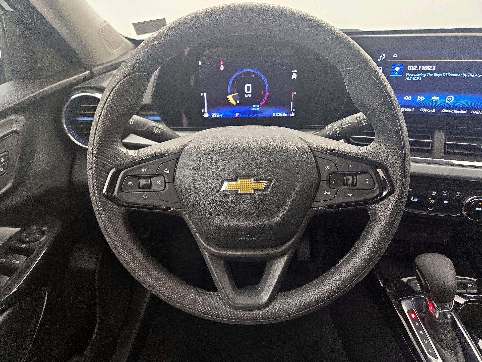 Thumbnail: 2025 Chevrolet Trax - 10