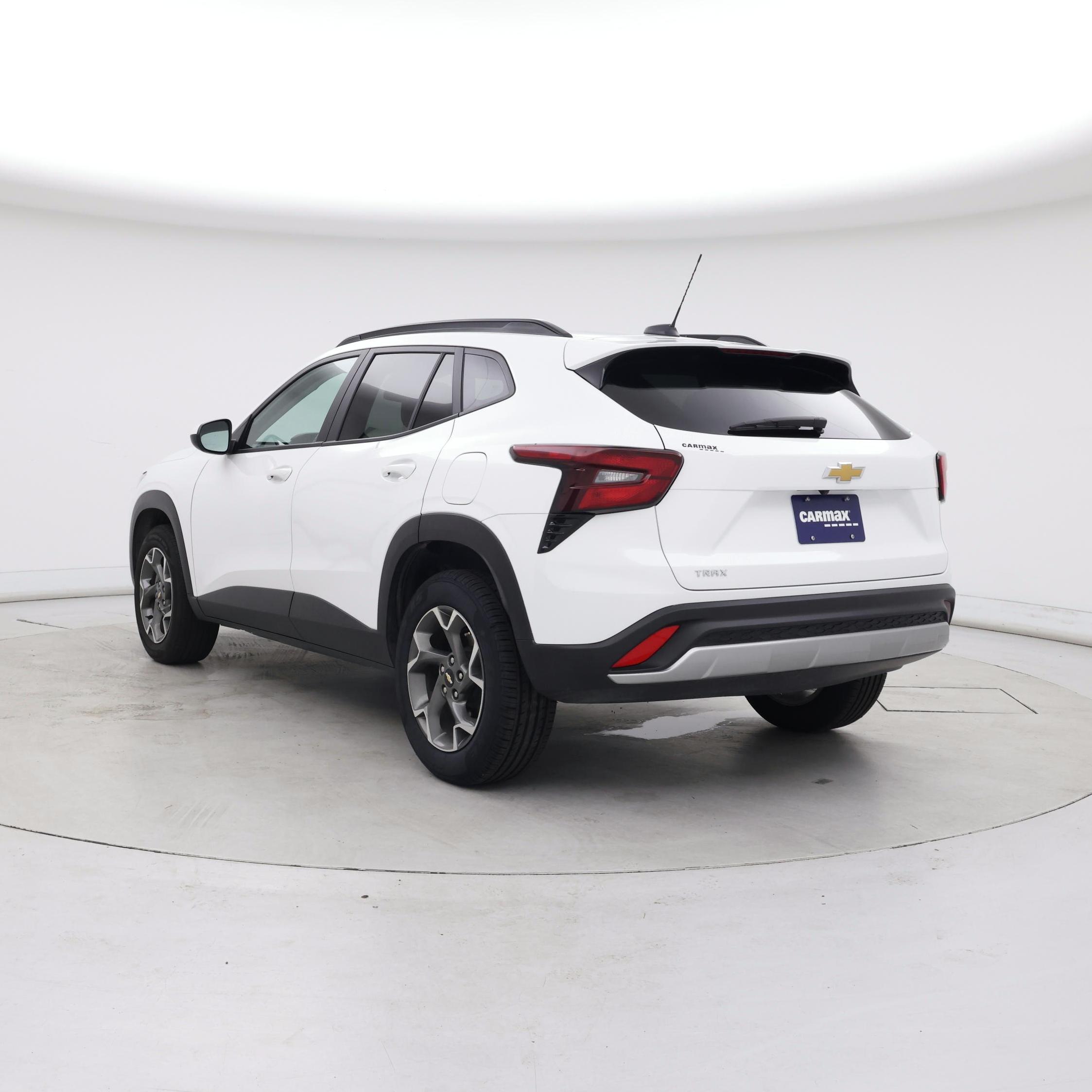 Thumbnail: 2025 Chevrolet Trax - 2