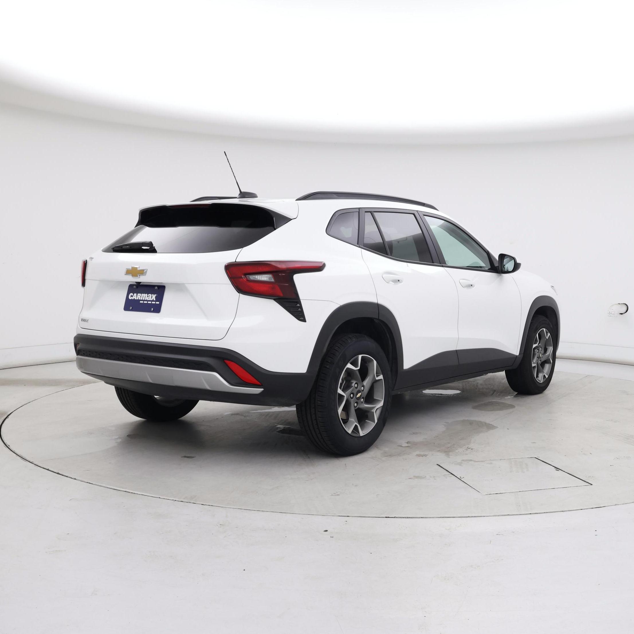 Thumbnail: 2025 Chevrolet Trax - 8