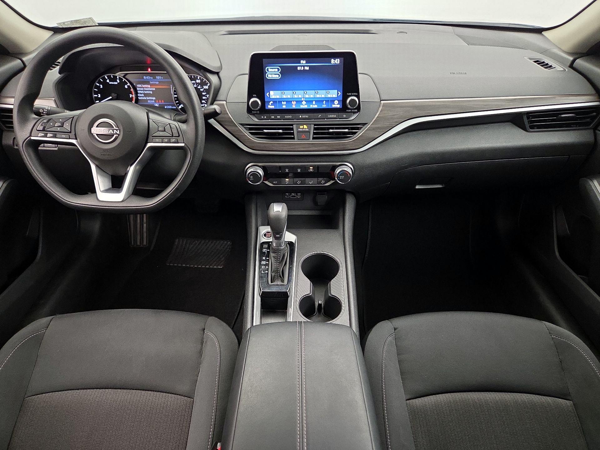 Thumbnail: 2025 Nissan Altima - 9