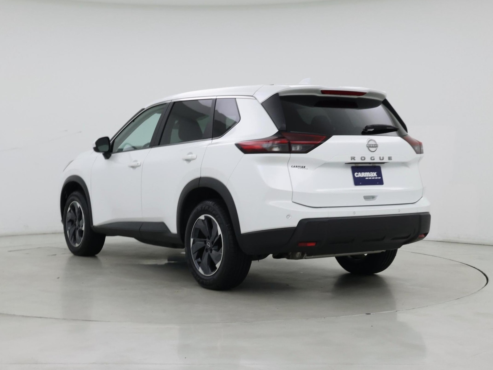 2025 Nissan Rogue SV - Photo 3