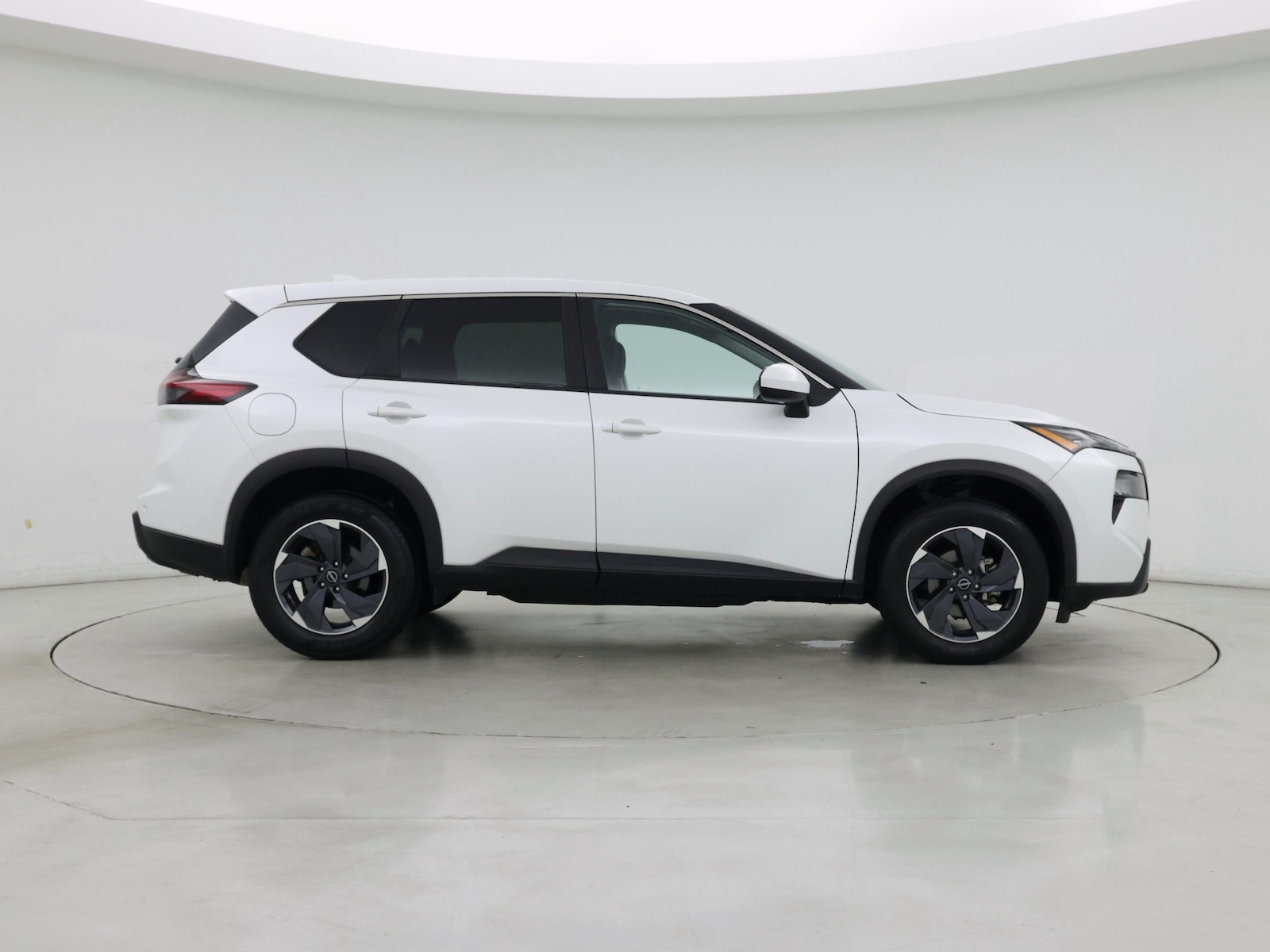 2025 Nissan Rogue SV - Photo 8
