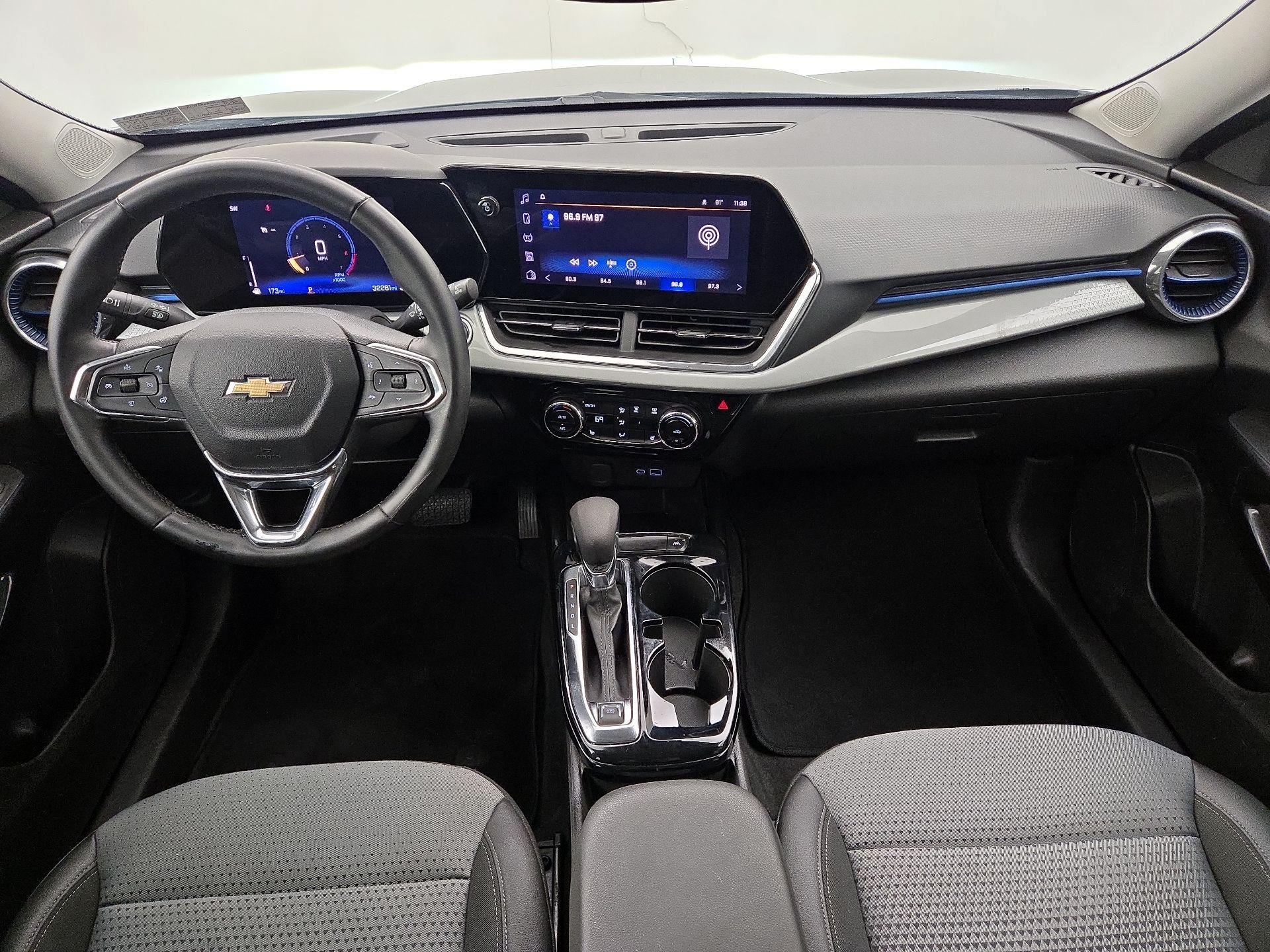 Thumbnail: 2025 Chevrolet Trax - 9