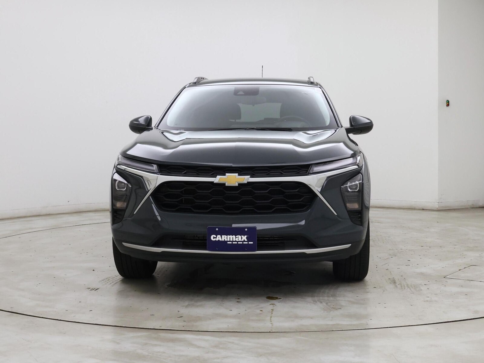 2025 Chevrolet Trax LT - Photo 6
