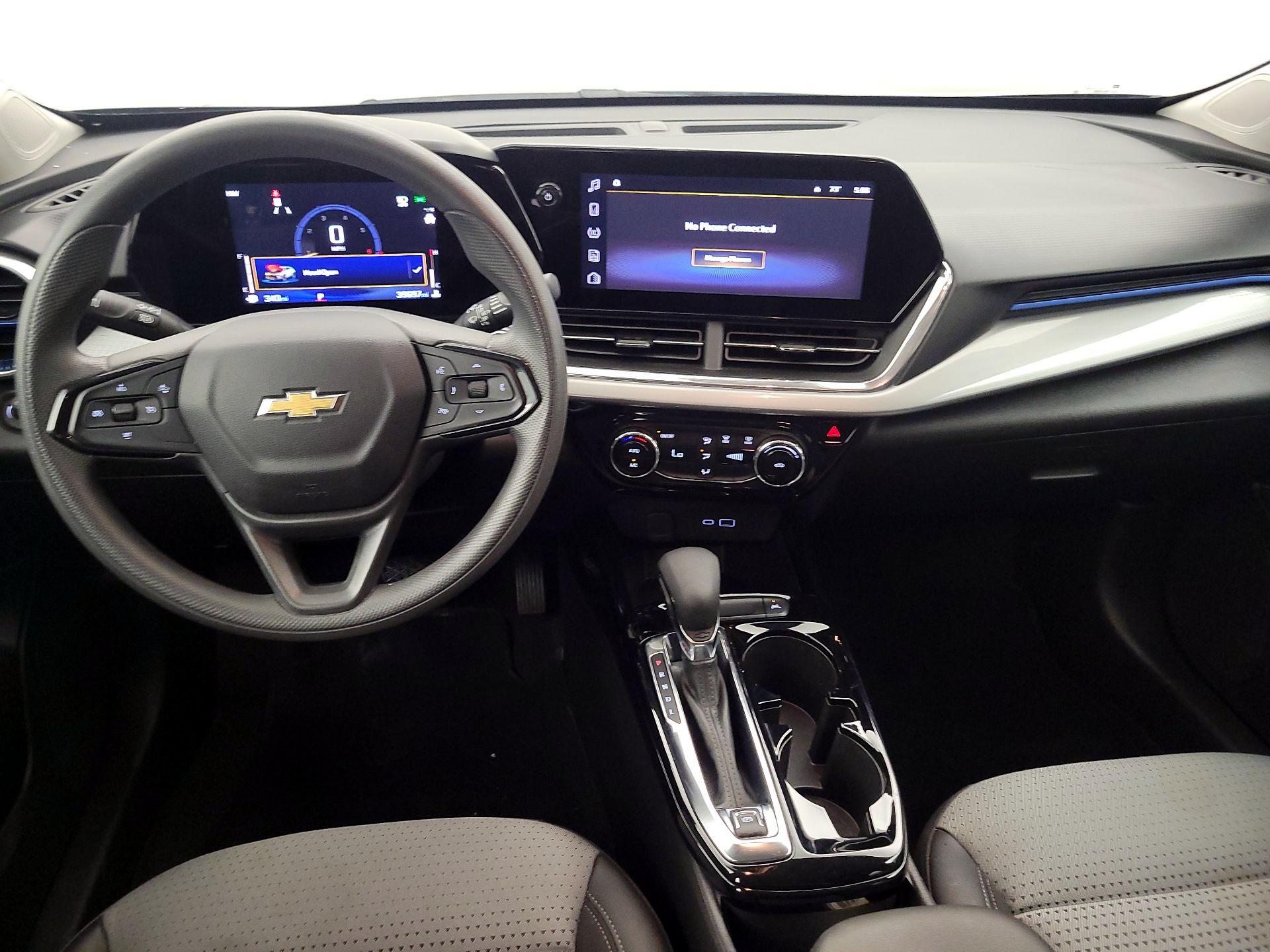 Thumbnail: 2025 Chevrolet Trax - 8