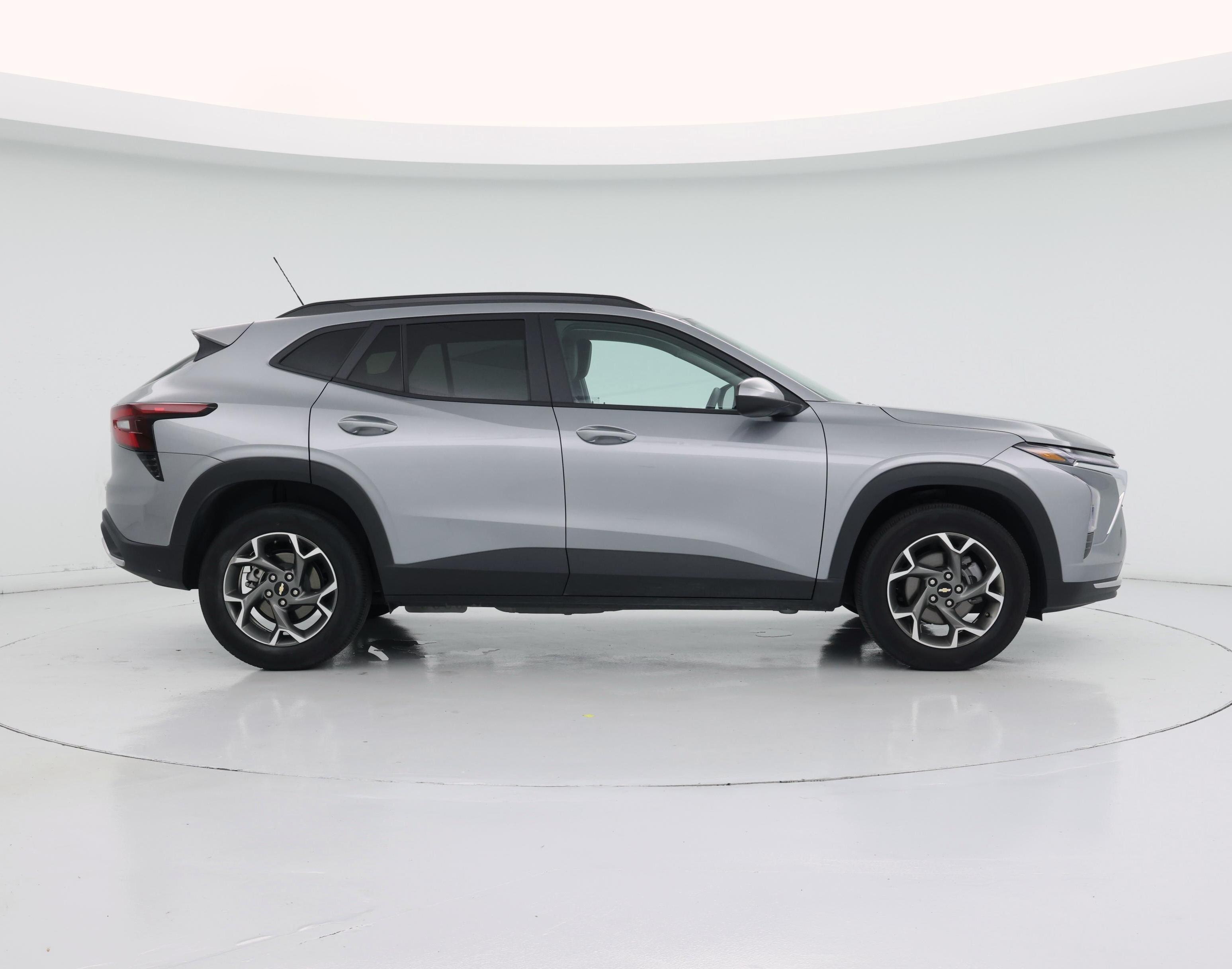 Thumbnail: 2025 Chevrolet Trax - 7