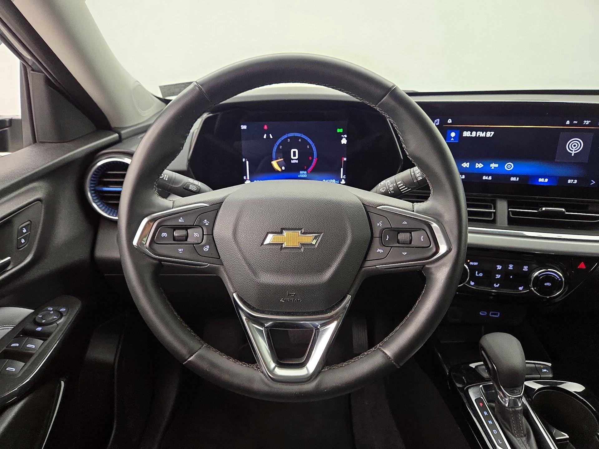 Thumbnail: 2025 Chevrolet Trax - 10