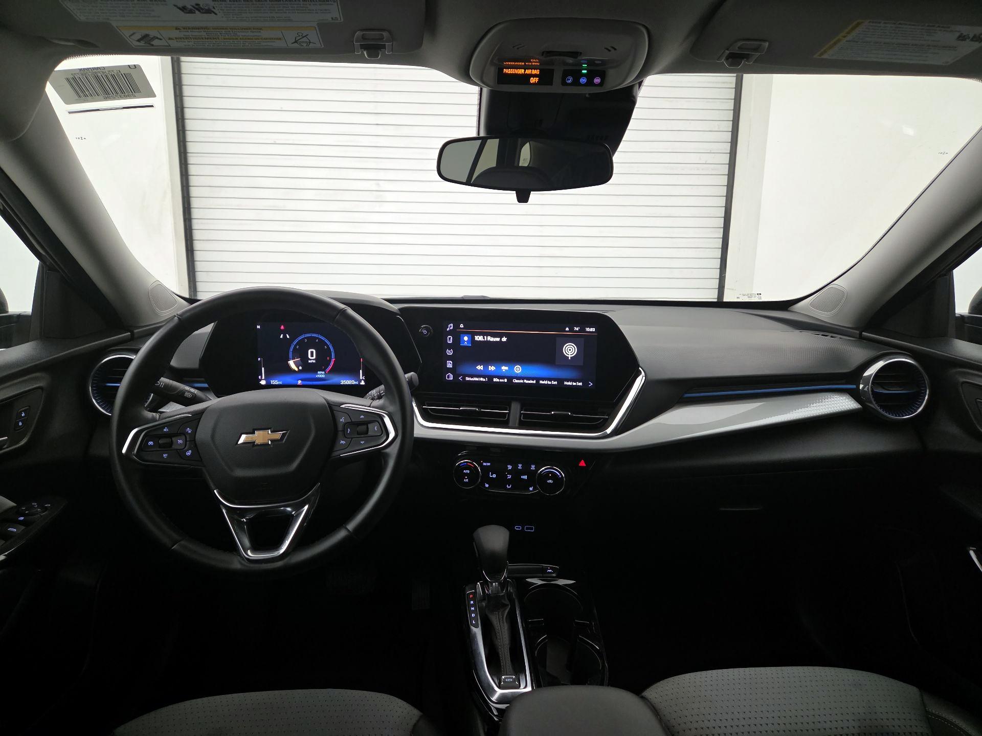 Thumbnail: 2025 Chevrolet Trax - 9