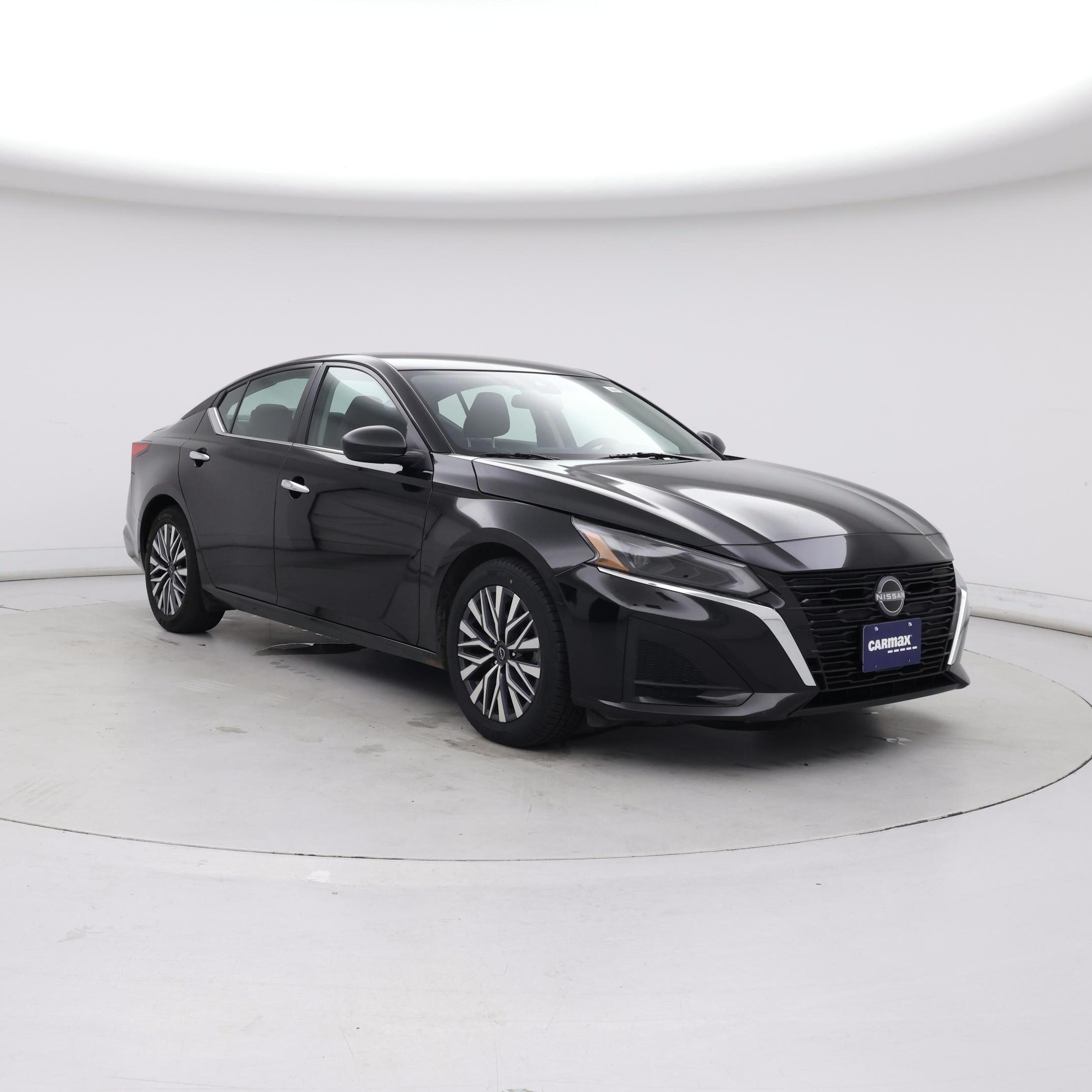 Black 2025 Nissan Altima Sedan Front-Wheel Drive Automatic