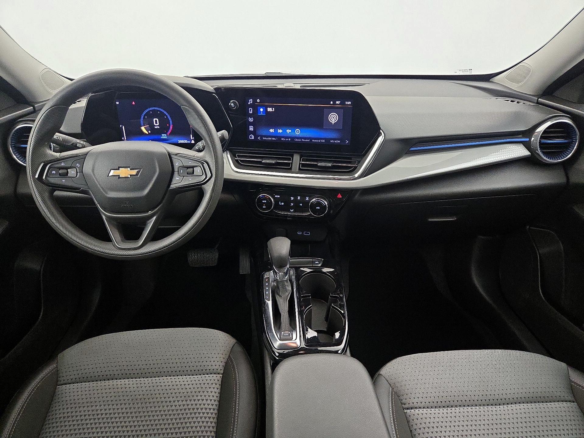Thumbnail: 2025 Chevrolet Trax - 9