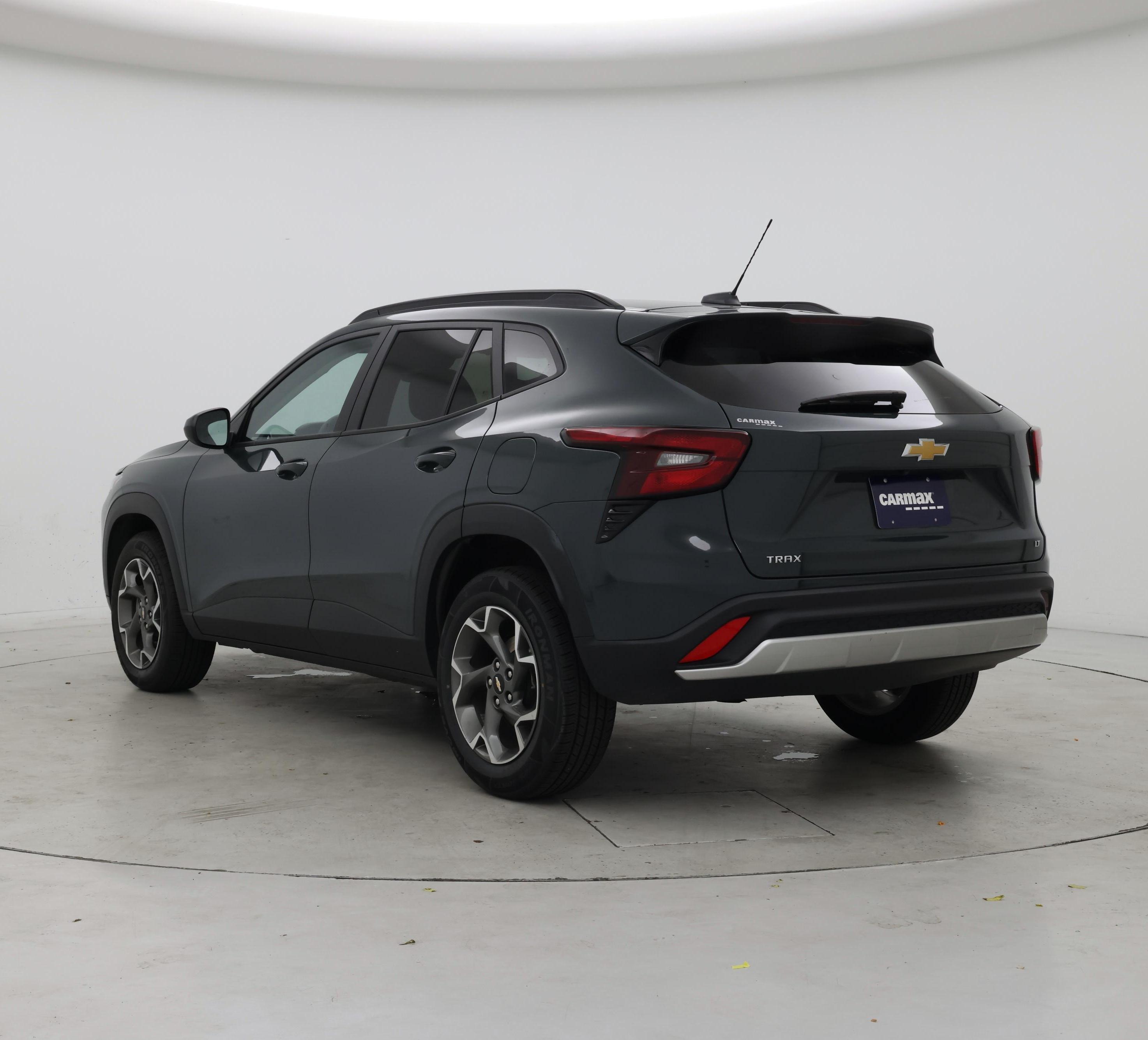 Thumbnail: 2025 Chevrolet Trax - 2