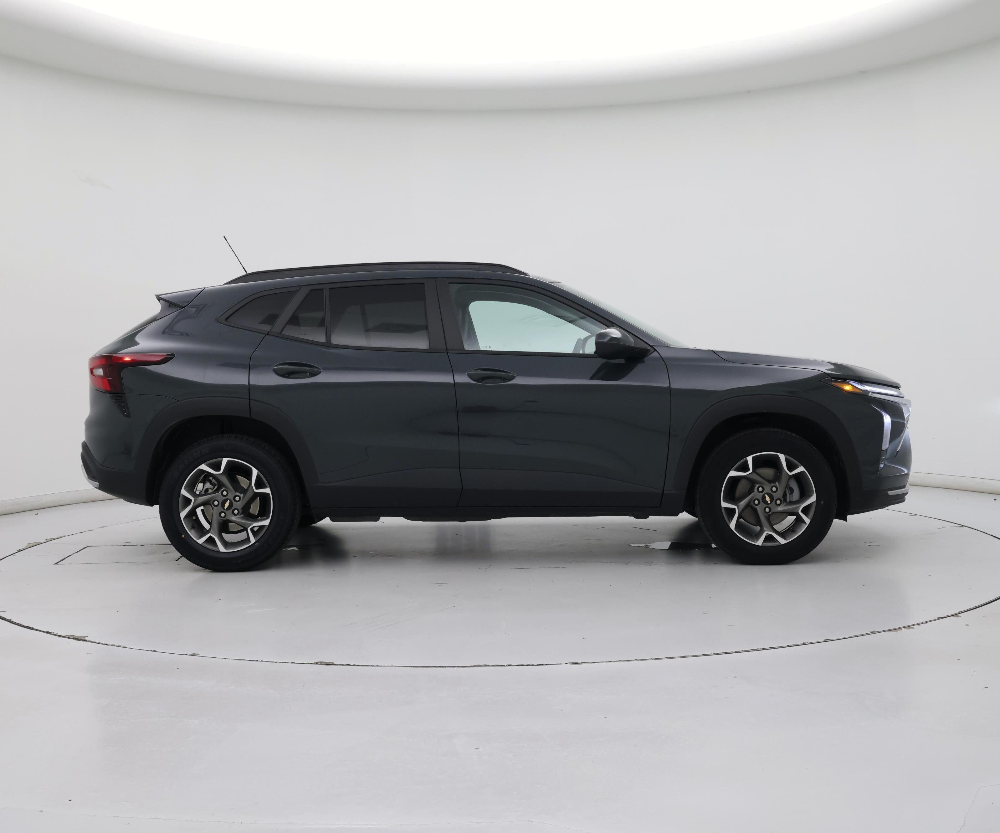Thumbnail: 2025 Chevrolet Trax - 7
