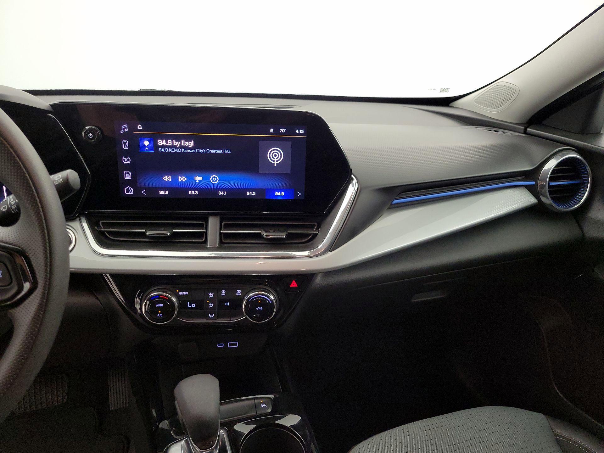 Thumbnail: 2025 Chevrolet Trax - 9