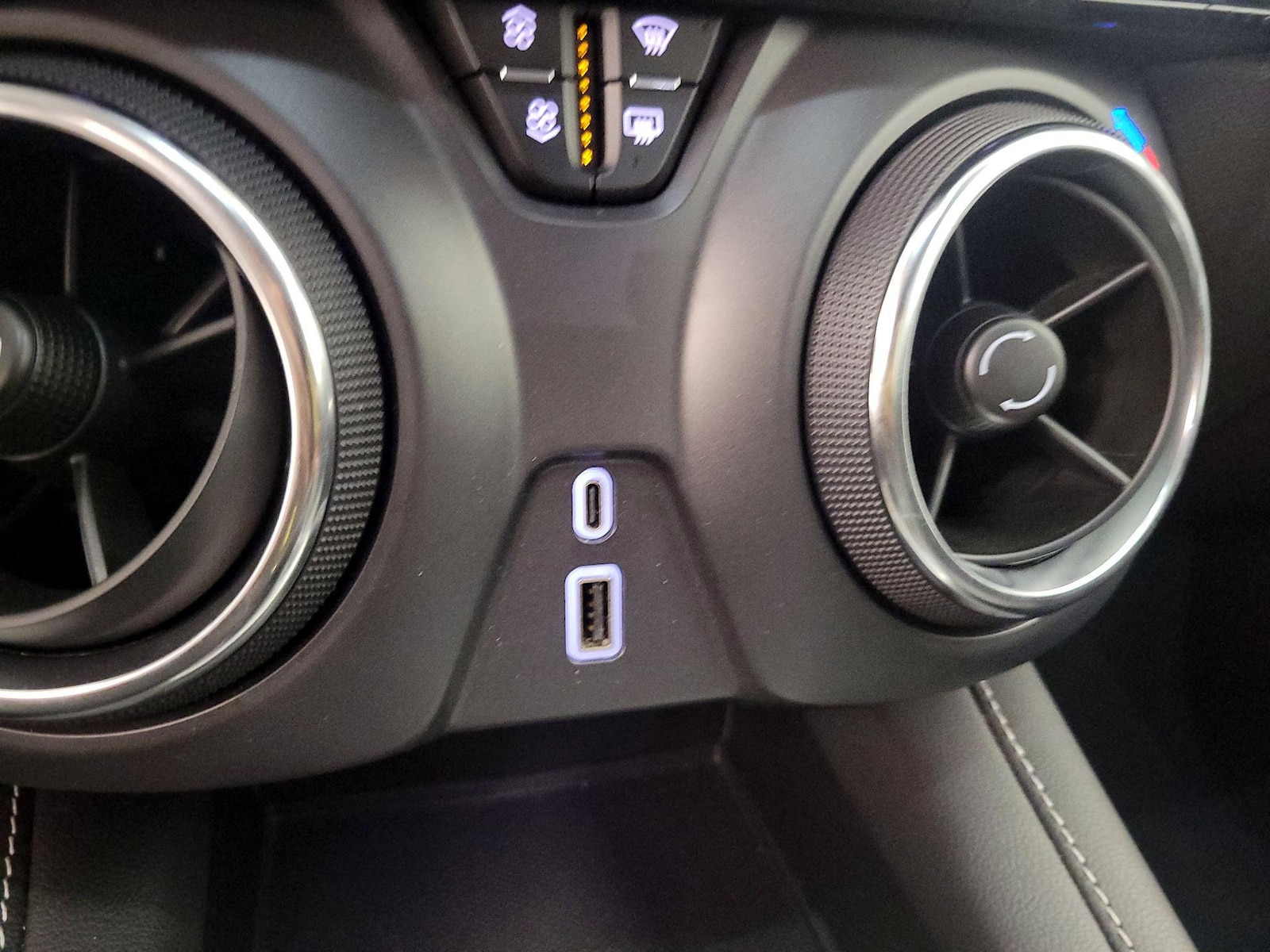 2025 Chevrolet Blazer 2LT - Photo 19