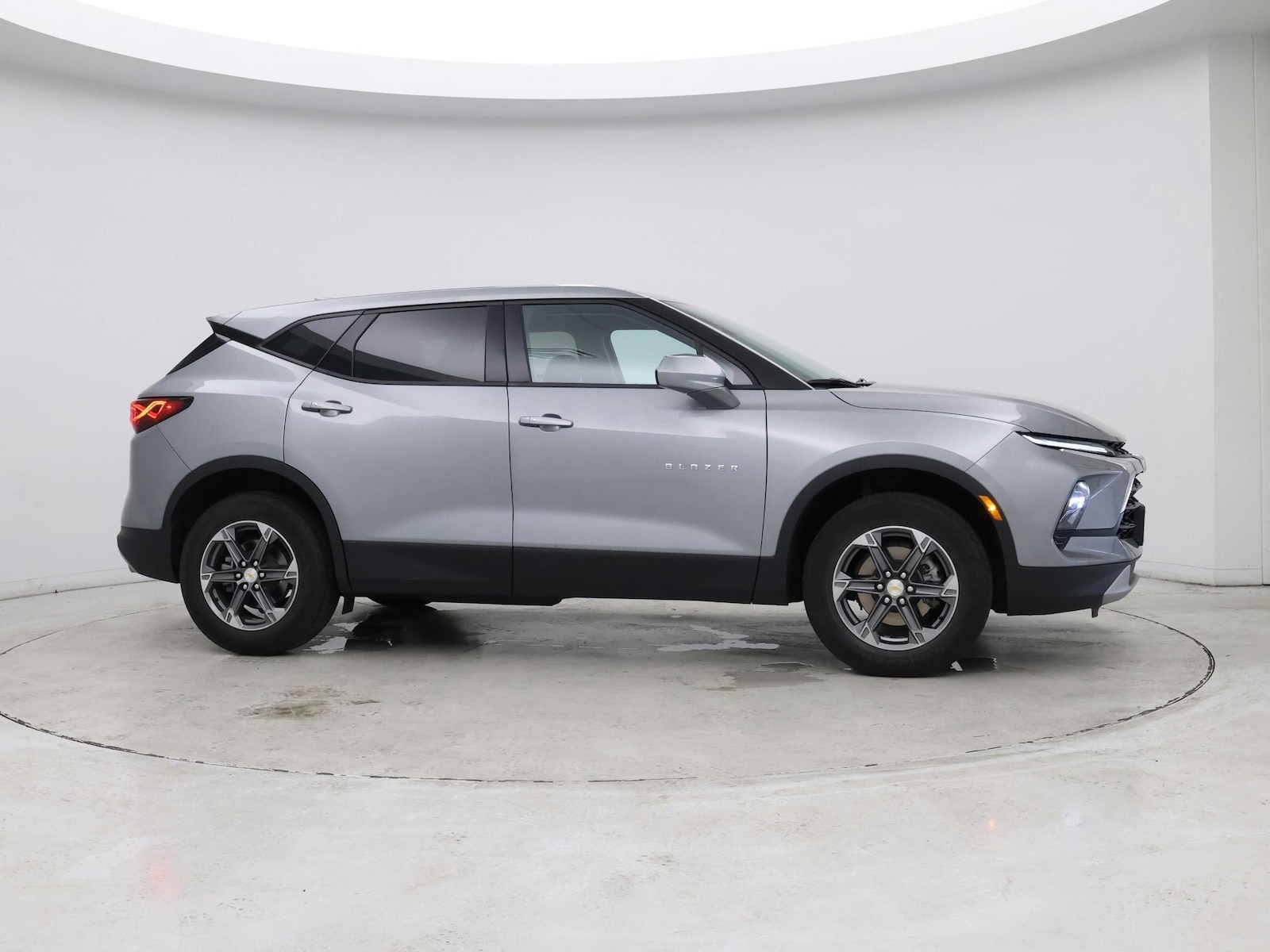 2025 Chevrolet Blazer 2LT - Photo 8