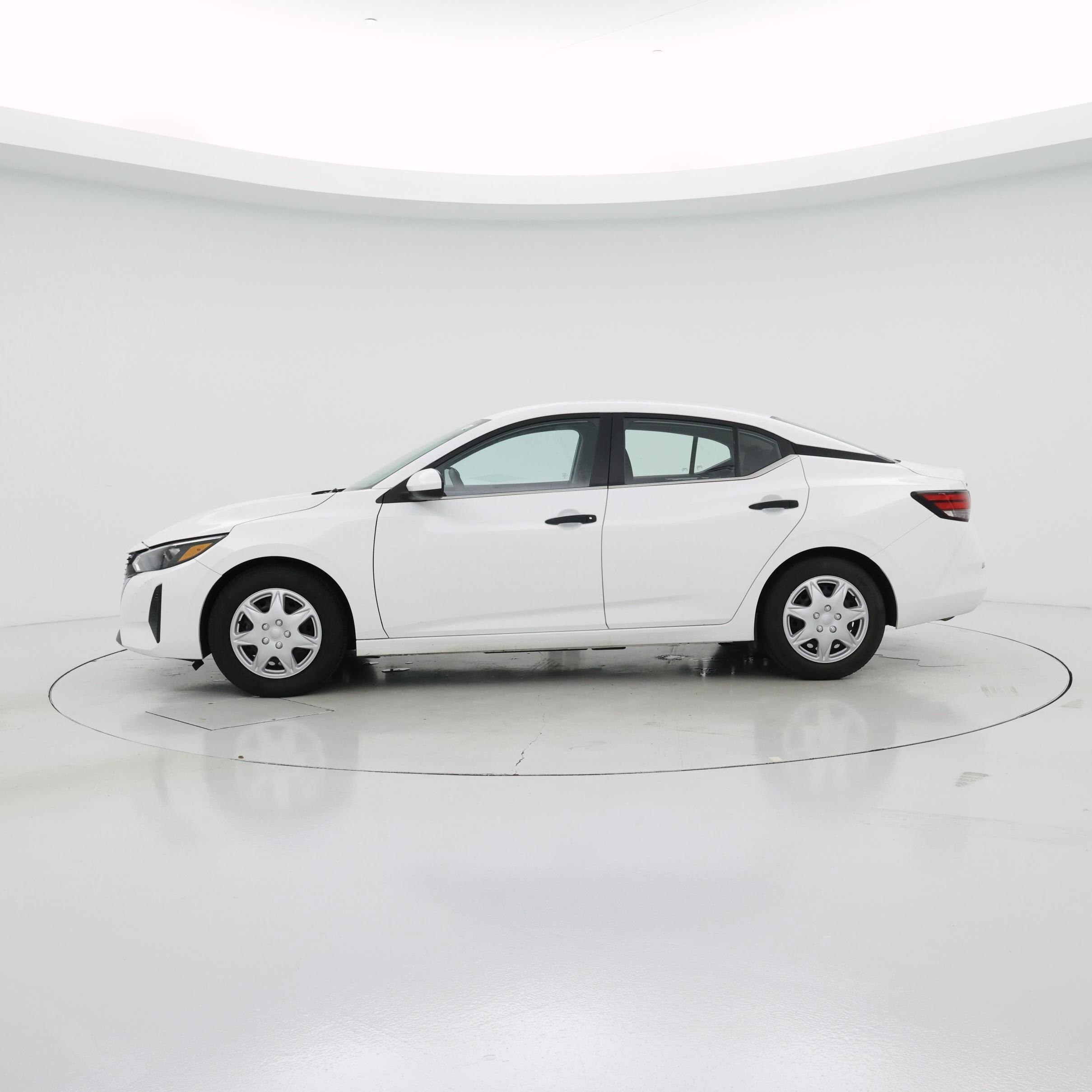 Thumbnail: 2025 Nissan Sentra - 3