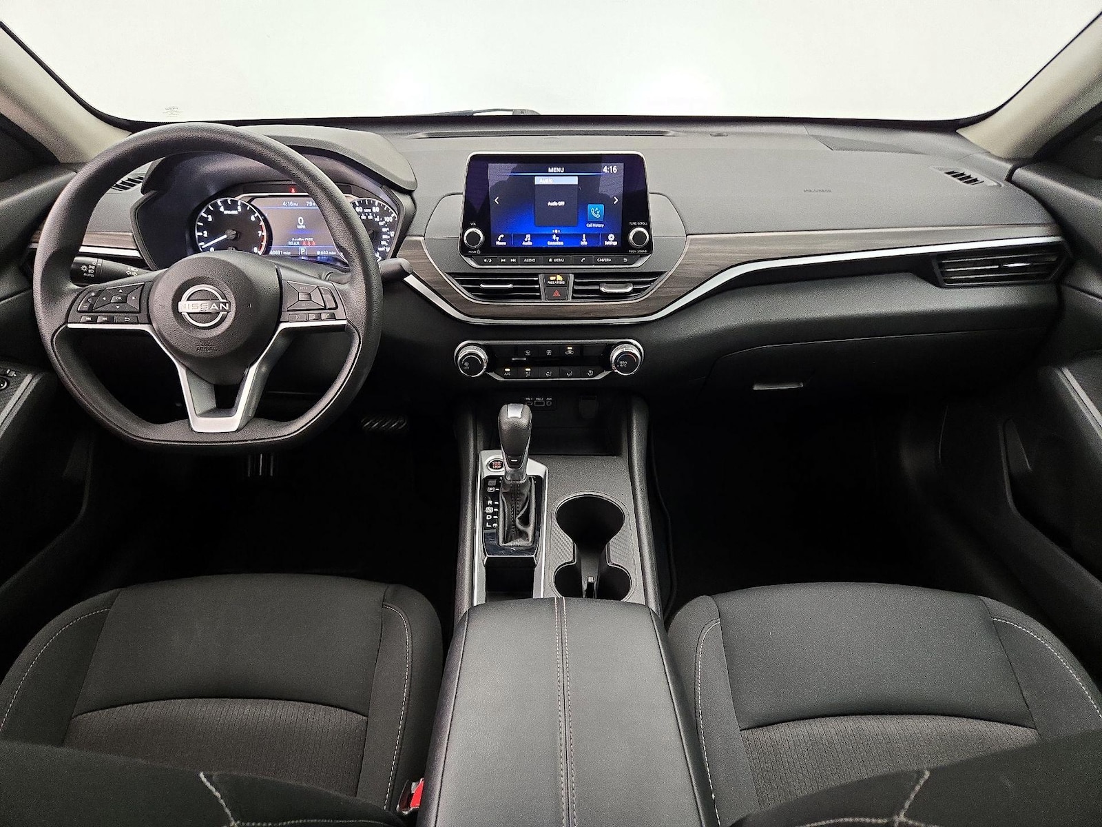 2025 Nissan Altima SV - Photo 10