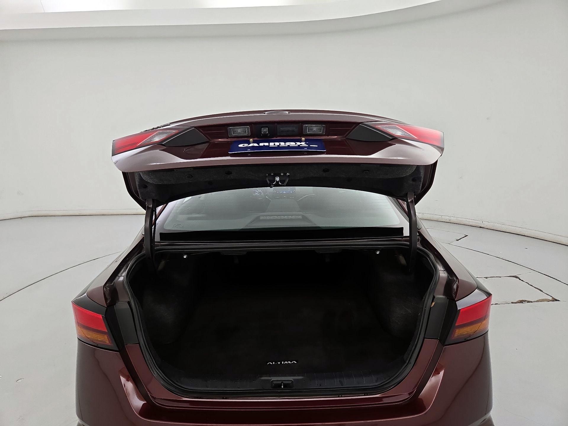 Thumbnail: 2025 Nissan Altima - 20