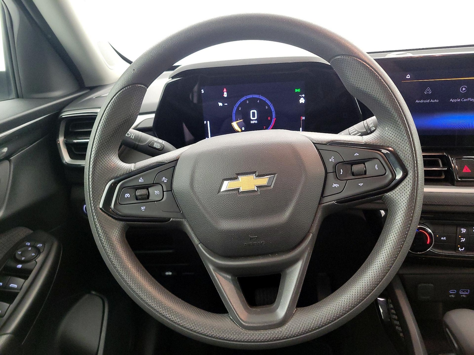 2025 Chevrolet Trailblazer LT - Photo 11