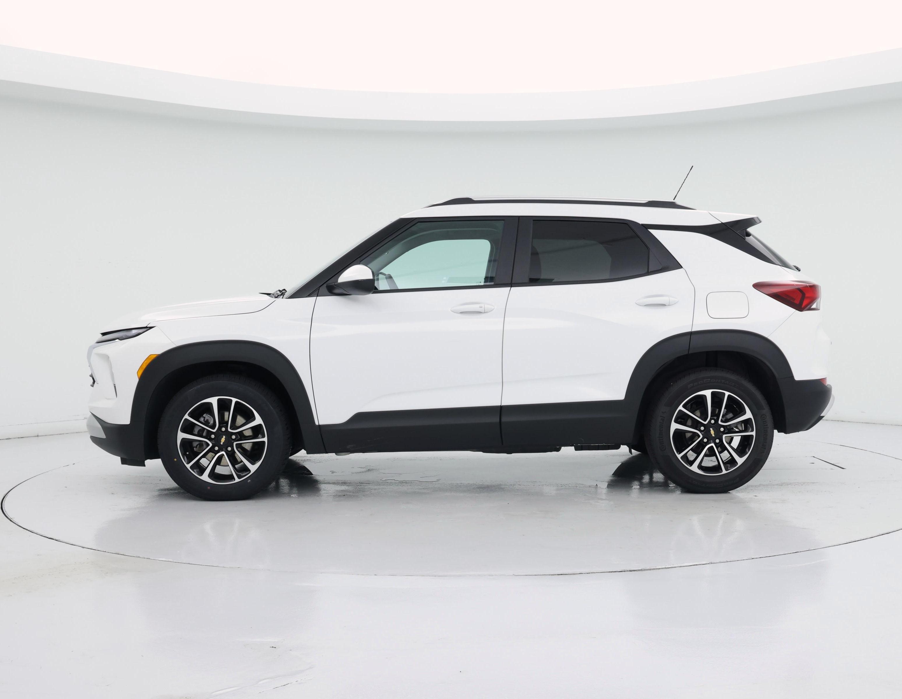 Thumbnail: 2025 Chevrolet TrailBlazer - 3