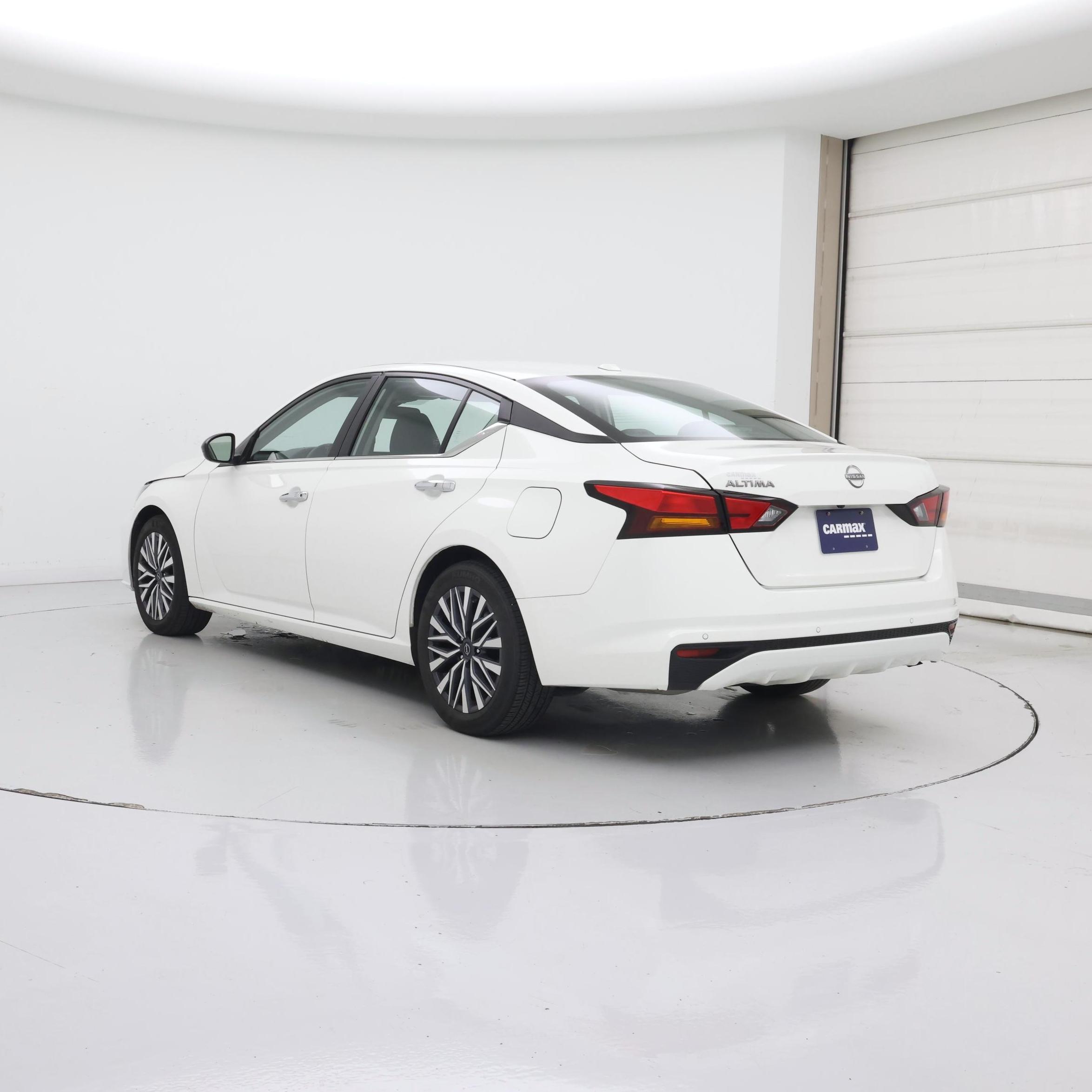 Thumbnail: 2025 Nissan Altima - 2
