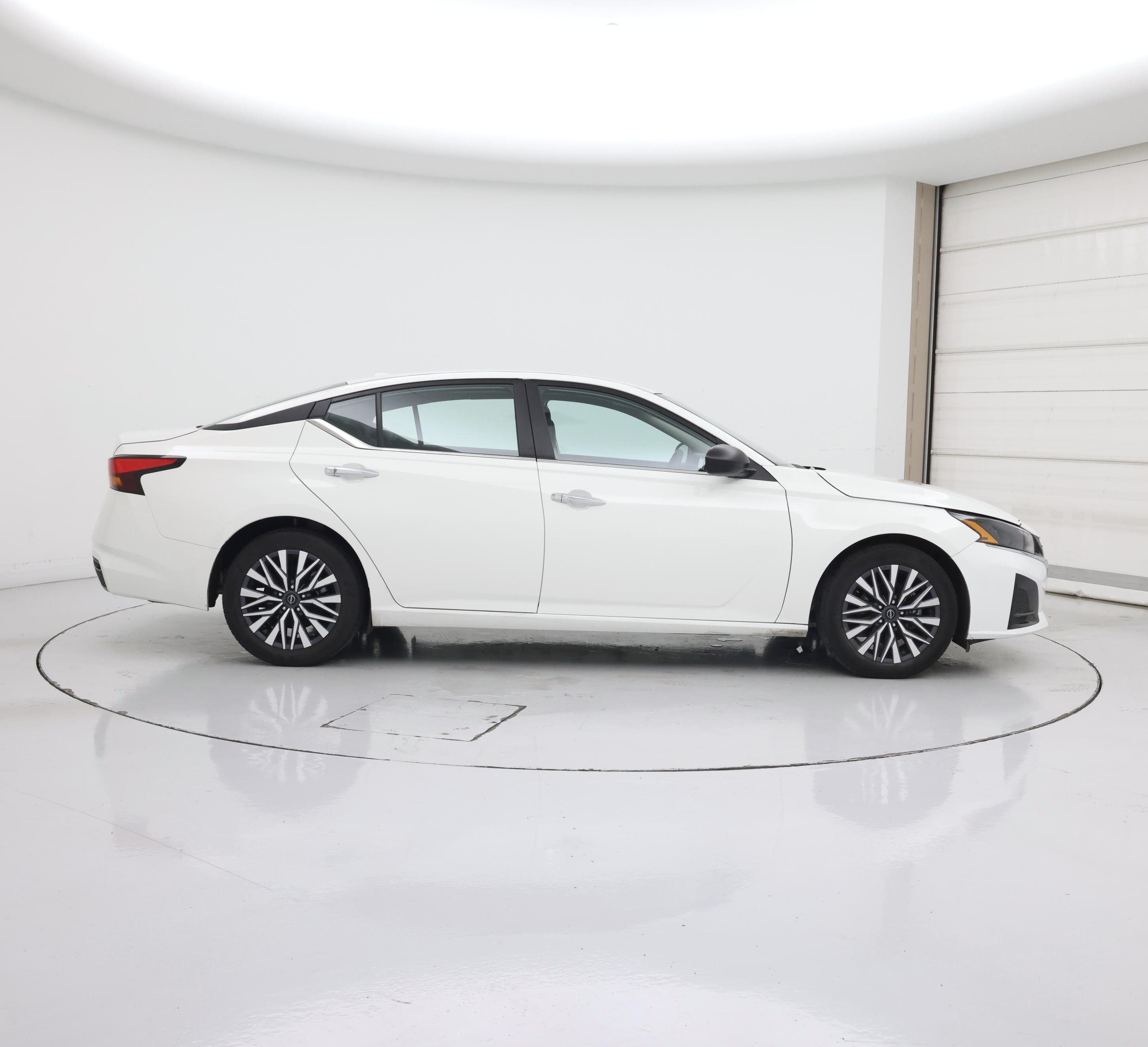 Thumbnail: 2025 Nissan Altima - 7