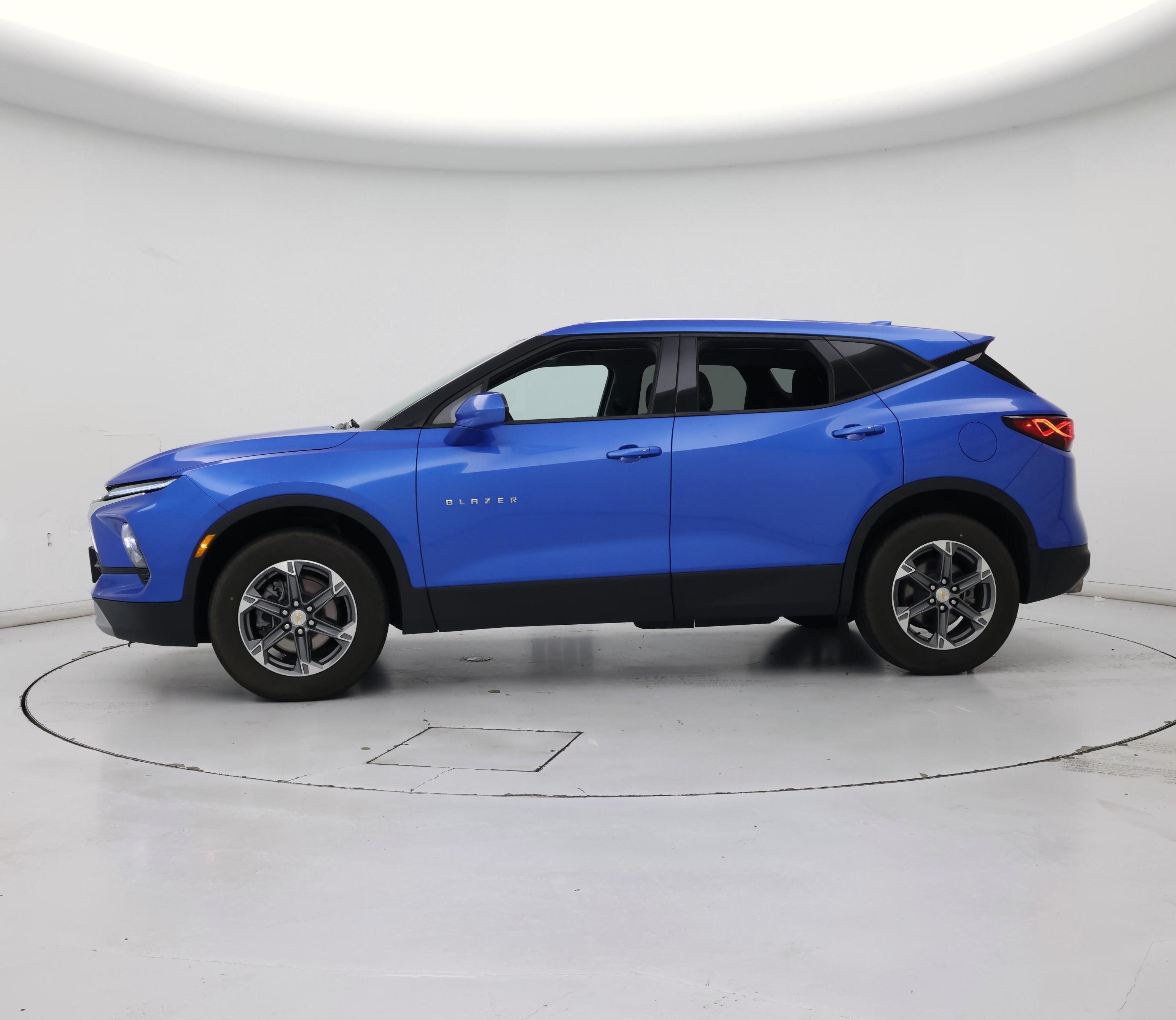 Thumbnail: 2025 Chevrolet Blazer - 3